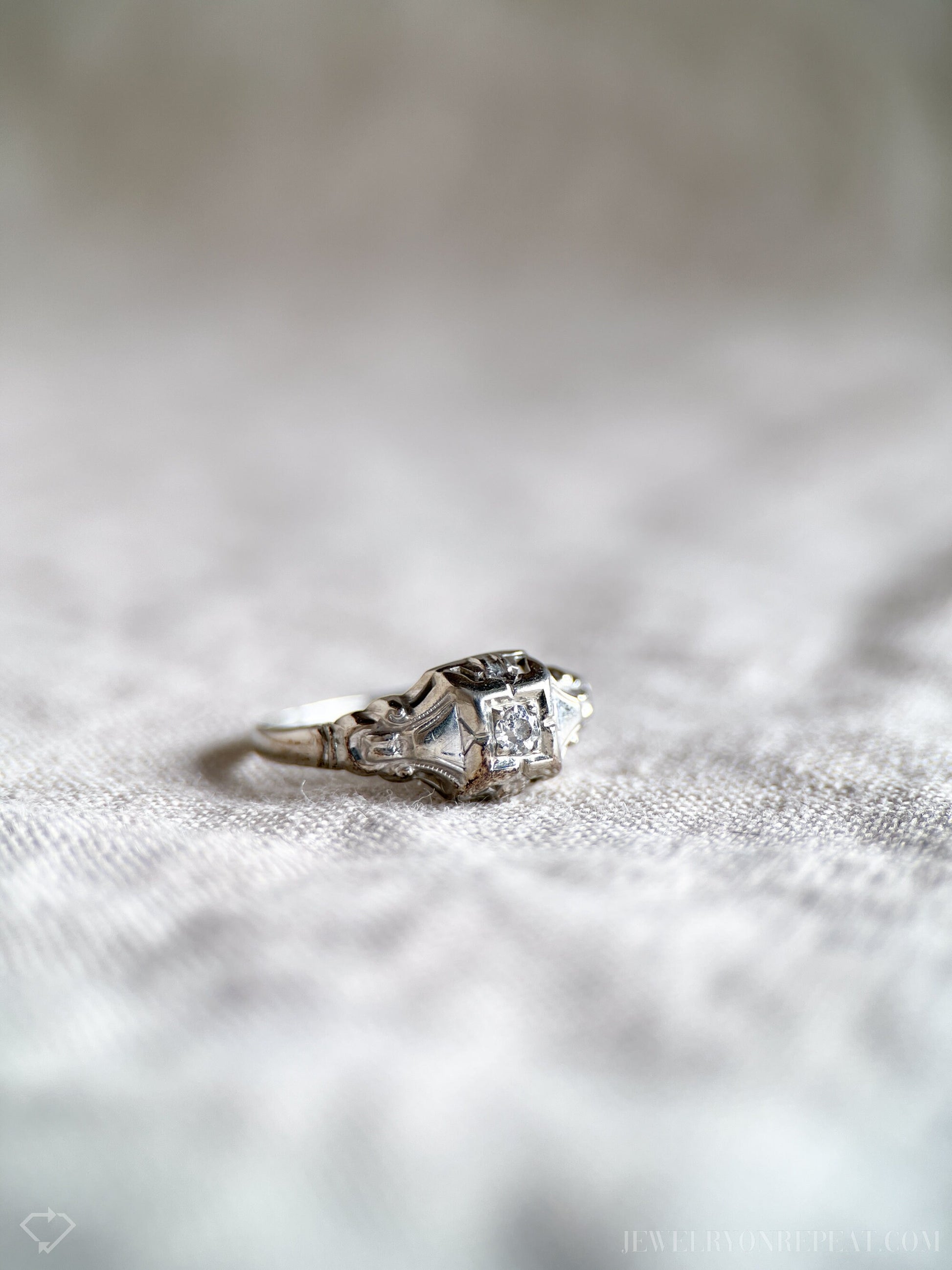Vintage Art Deco Diamond Engagement Ring in 14k White Gold, Antique Jewelry from the 1920s - Timeless, Sustainable, @JewelryOnRepeat