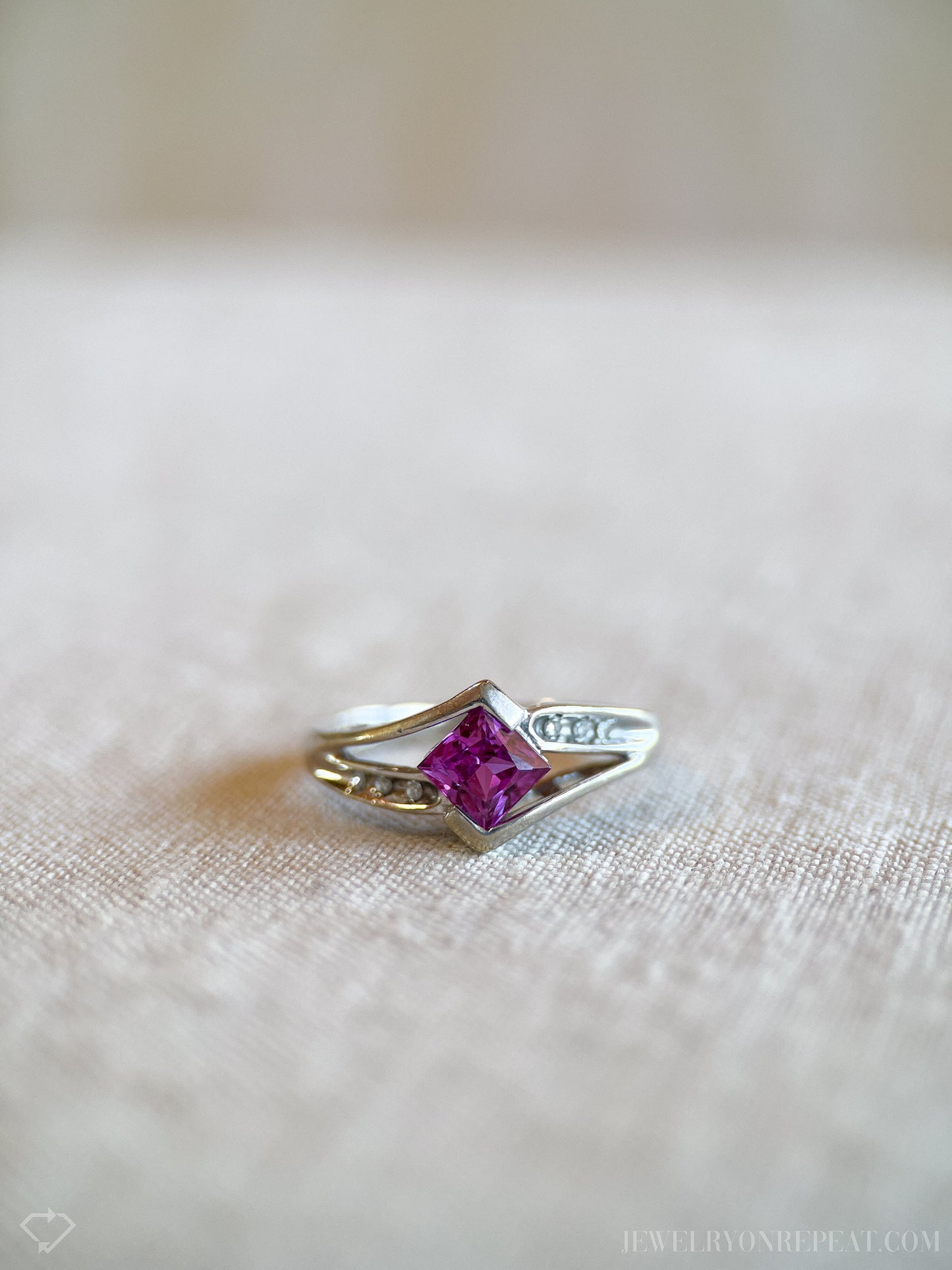 Vintage Pink Sapphire Gemstone Ring in 10k White Gold, Retro Jewelry from the 1990s - Timeless, Sustainable, @JewelryOnRepeat