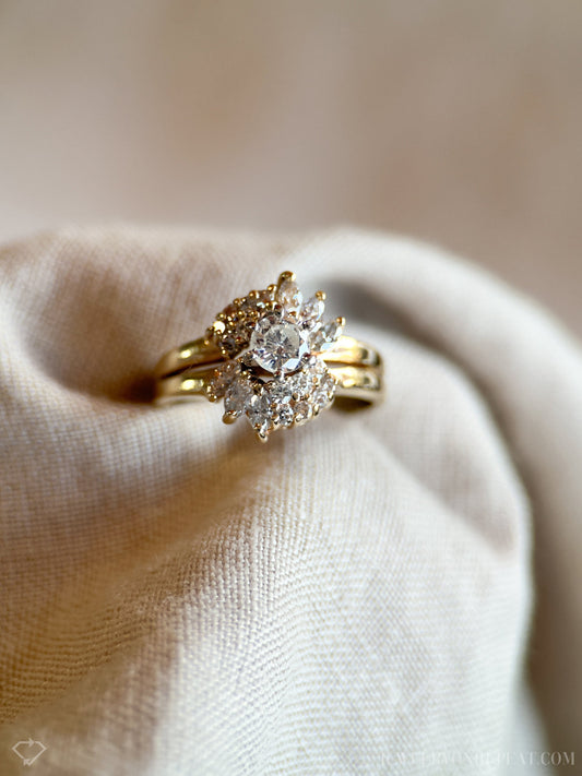 Vintage Diamond Engagement Ring in 14k Gold, Retro Jewelry from the 1990s - Timeless, Sustainable, @JewelryOnRepeat