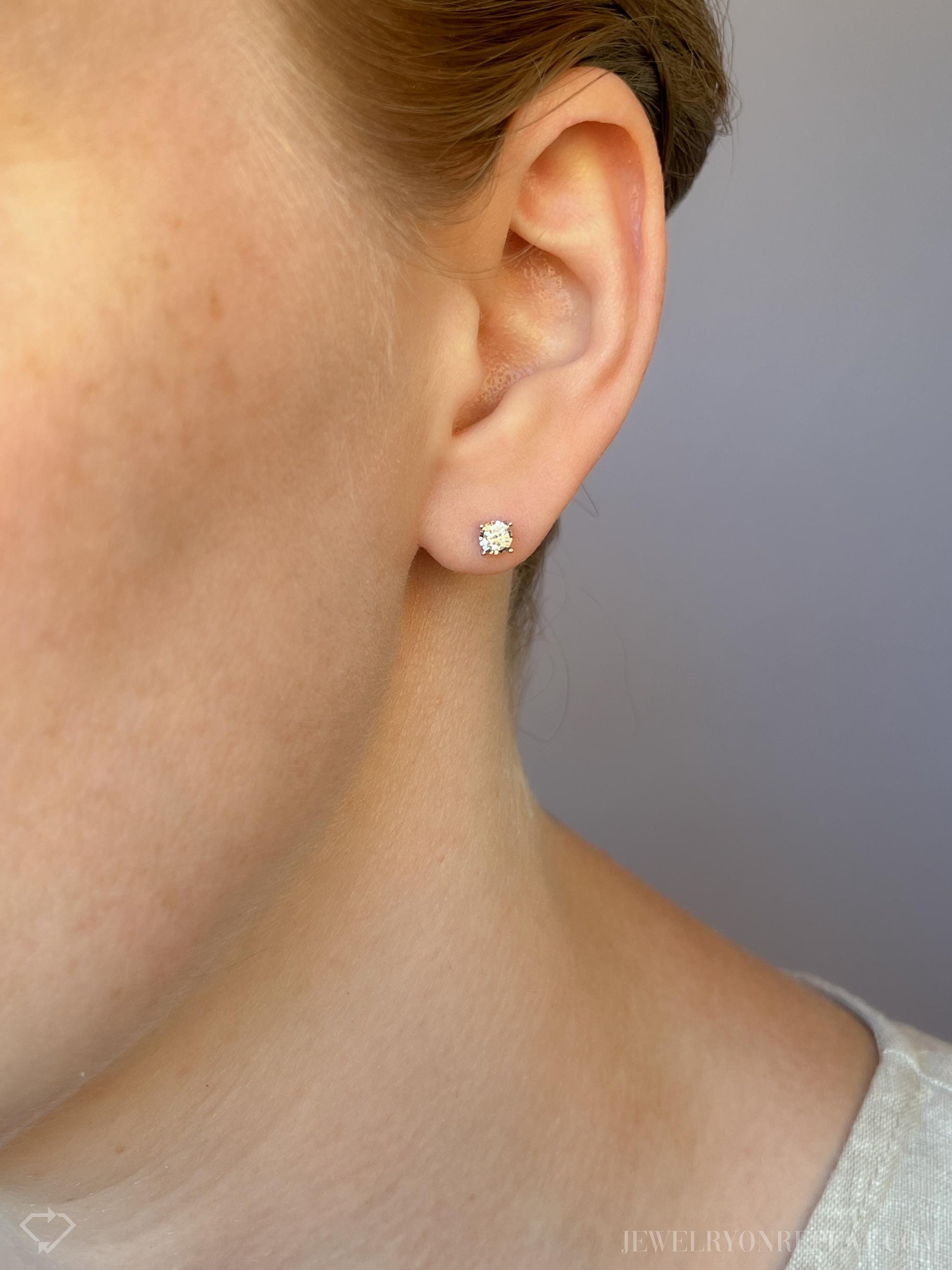 Vintage Diamond Stud Earrings in 14k White Gold
