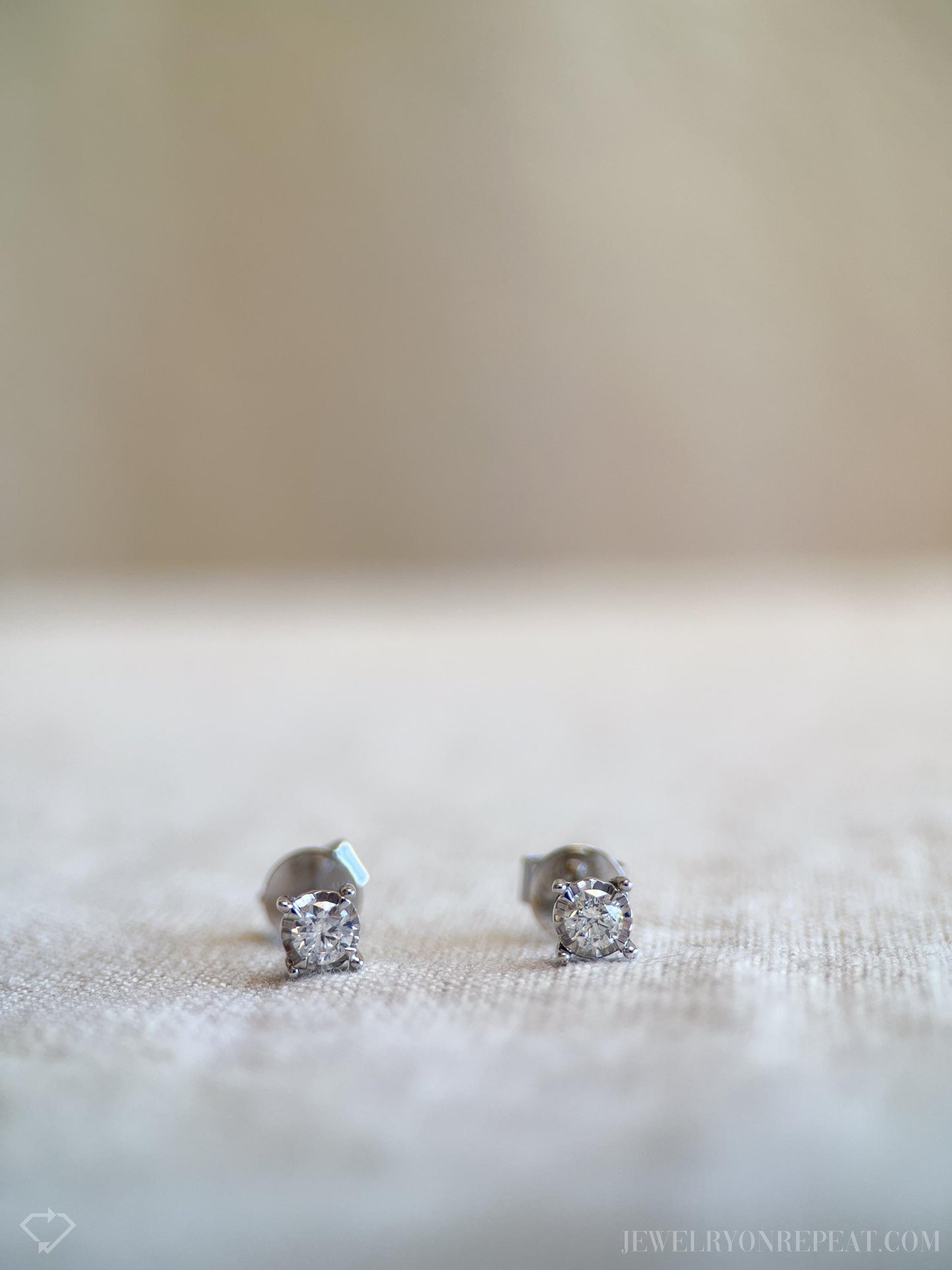 Vintage Diamond Stud Earrings in 14k White Gold
