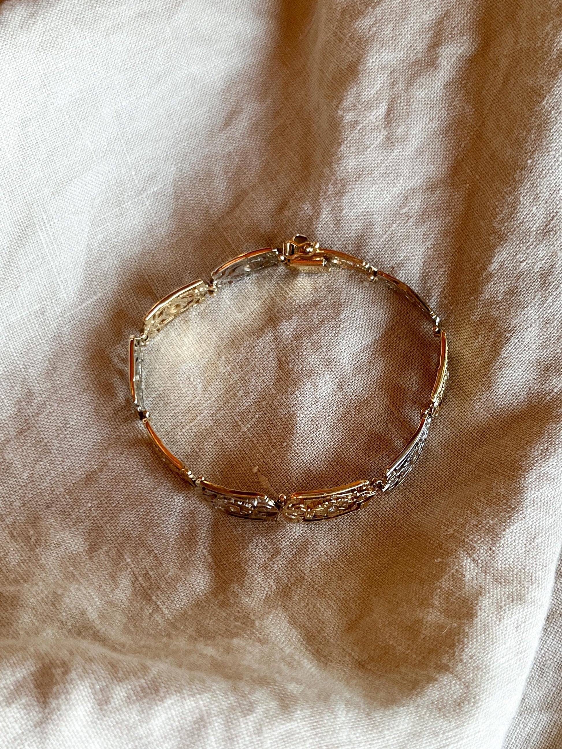 Vintage Diamond Bracelet in 14k Gold