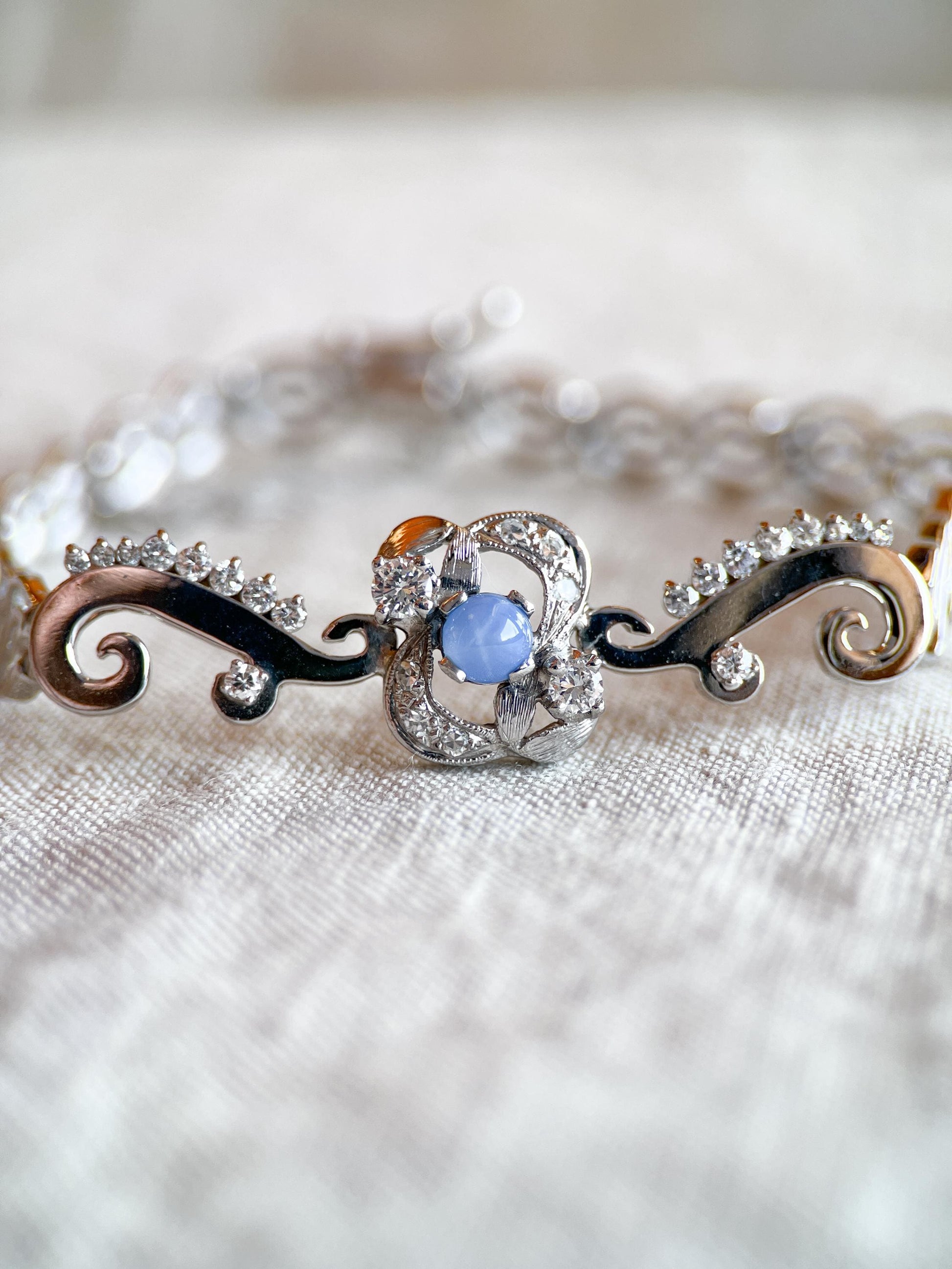 Vintage Star Sapphire Gemstone Bracelet in 14k White Gold, Antique Jewelry from the 1960s - Timeless, Sustainable, @JewelryOnRepeat