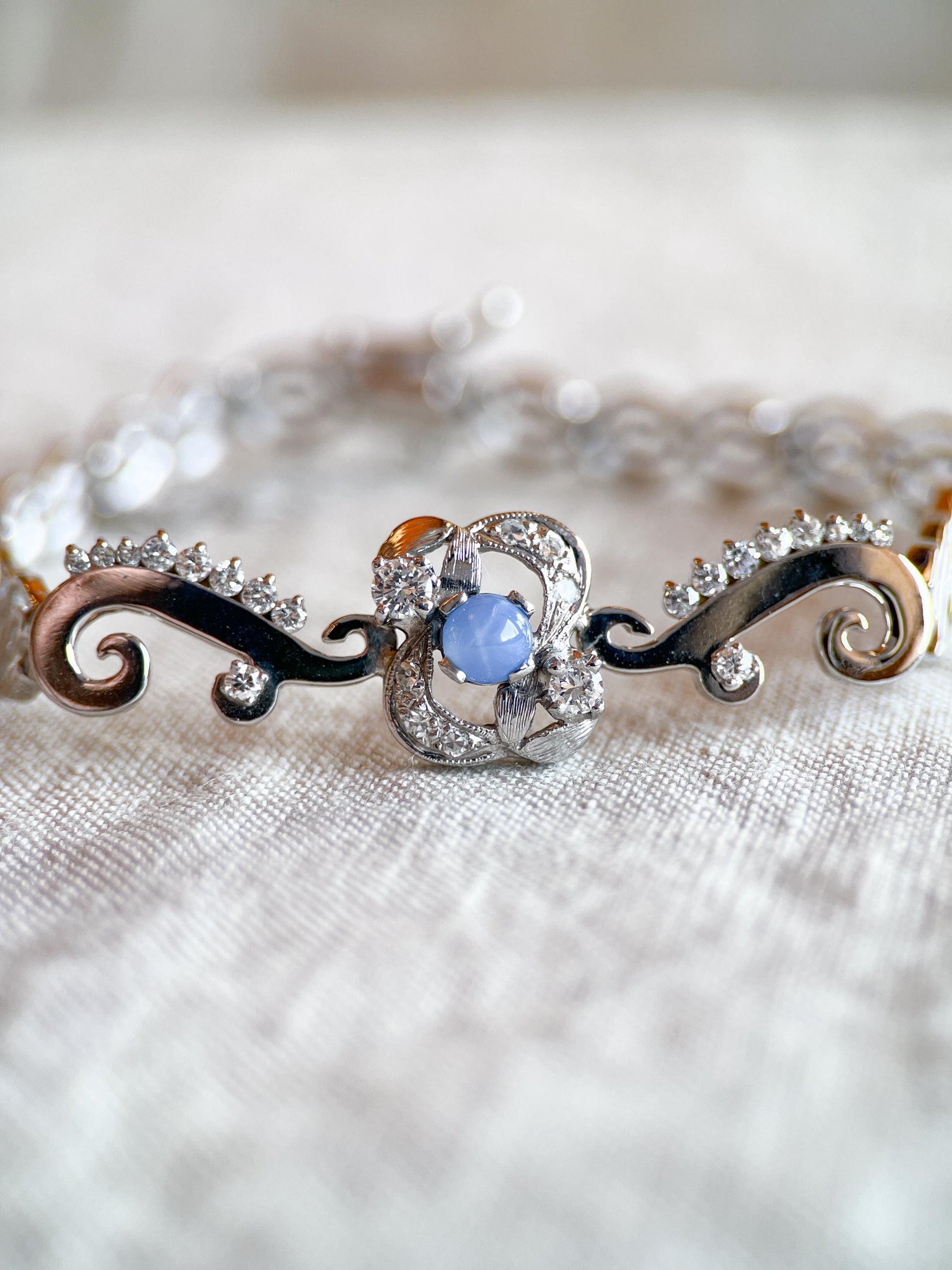 Vintage Star Sapphire Gemstone Bracelet in 14k White Gold