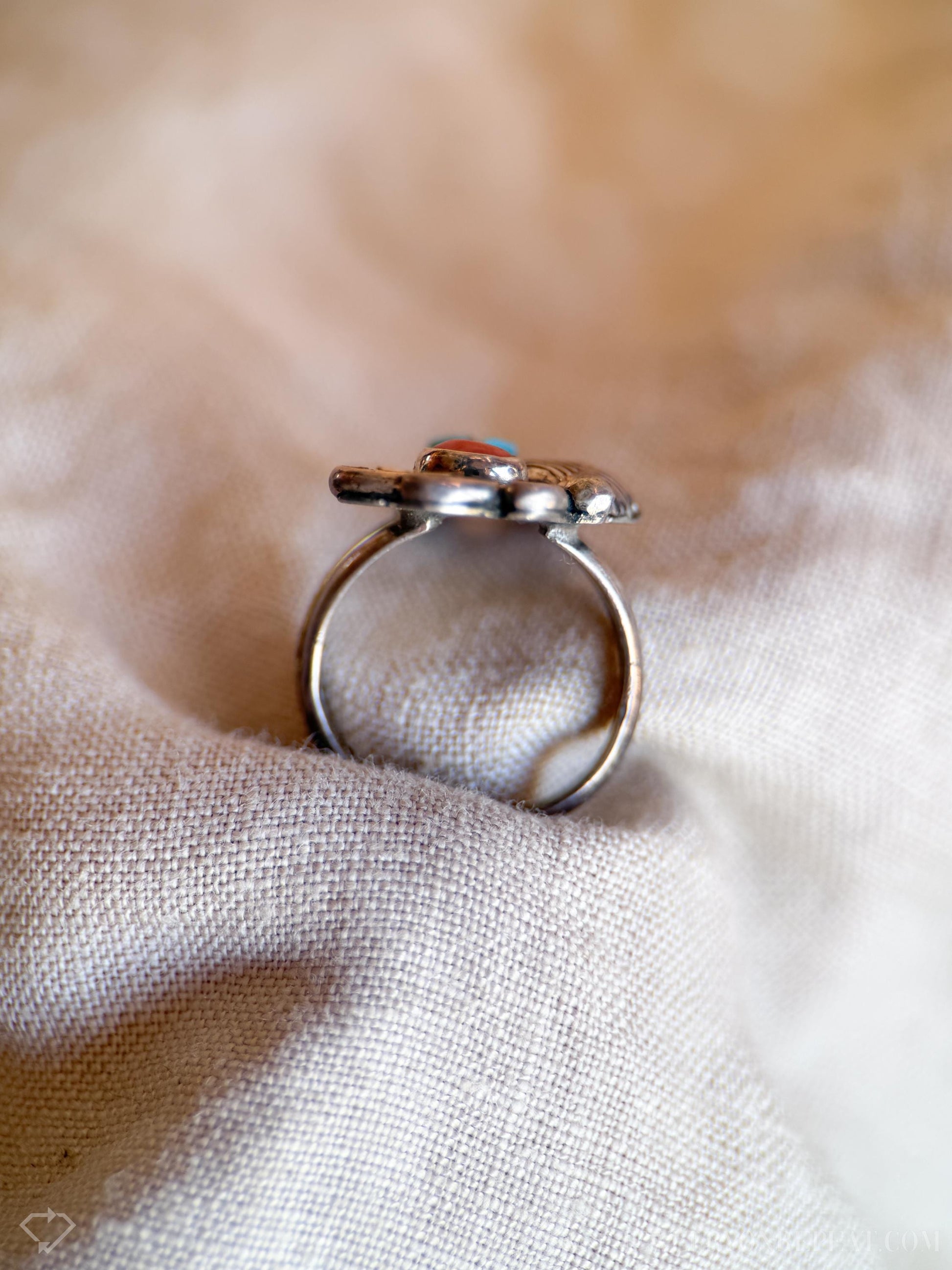 Vintage Turquoise Gemstone Ring in Sterling Silver