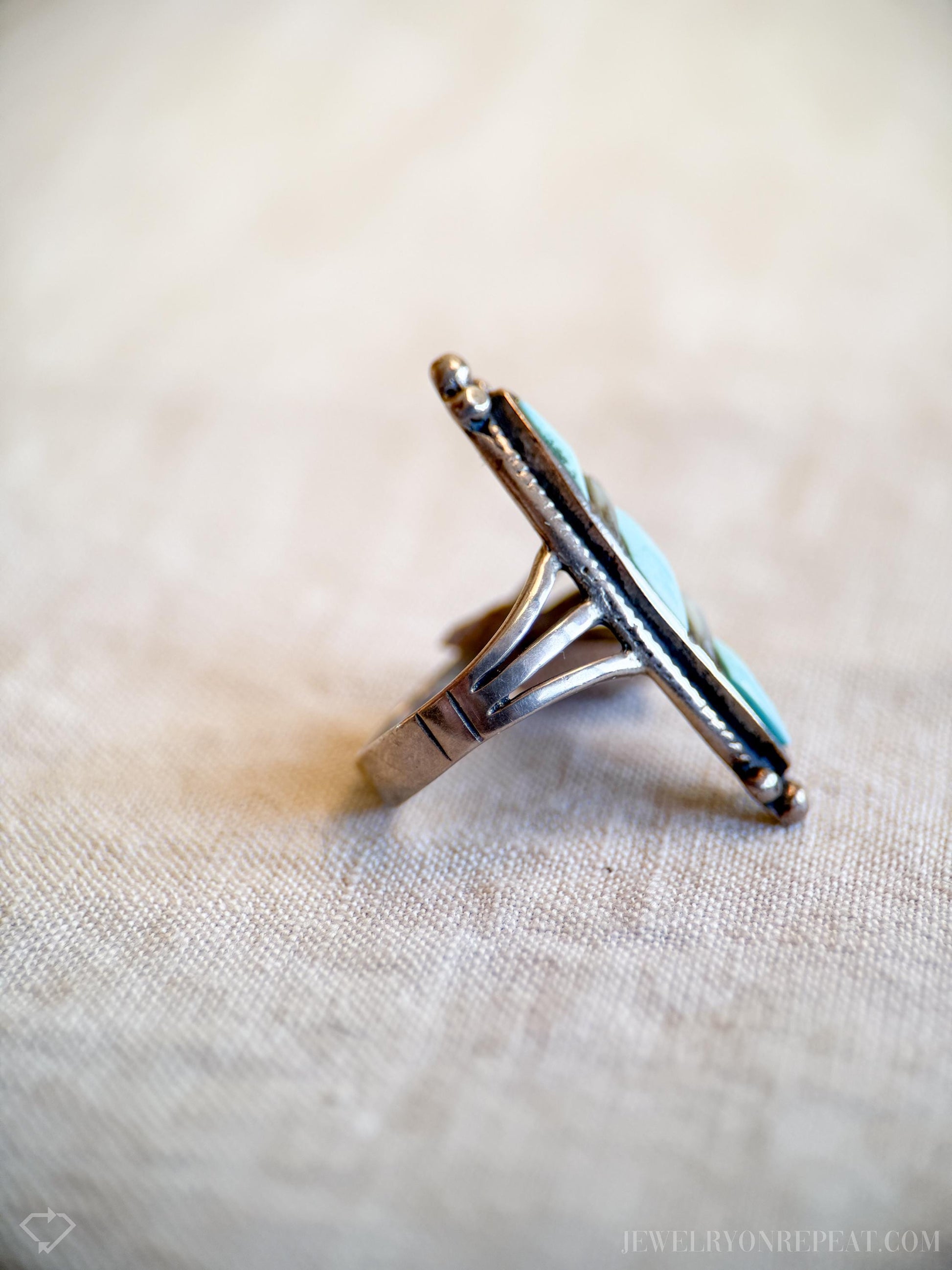Vintage Turquoise Gemstone Ring in Sterling Silver