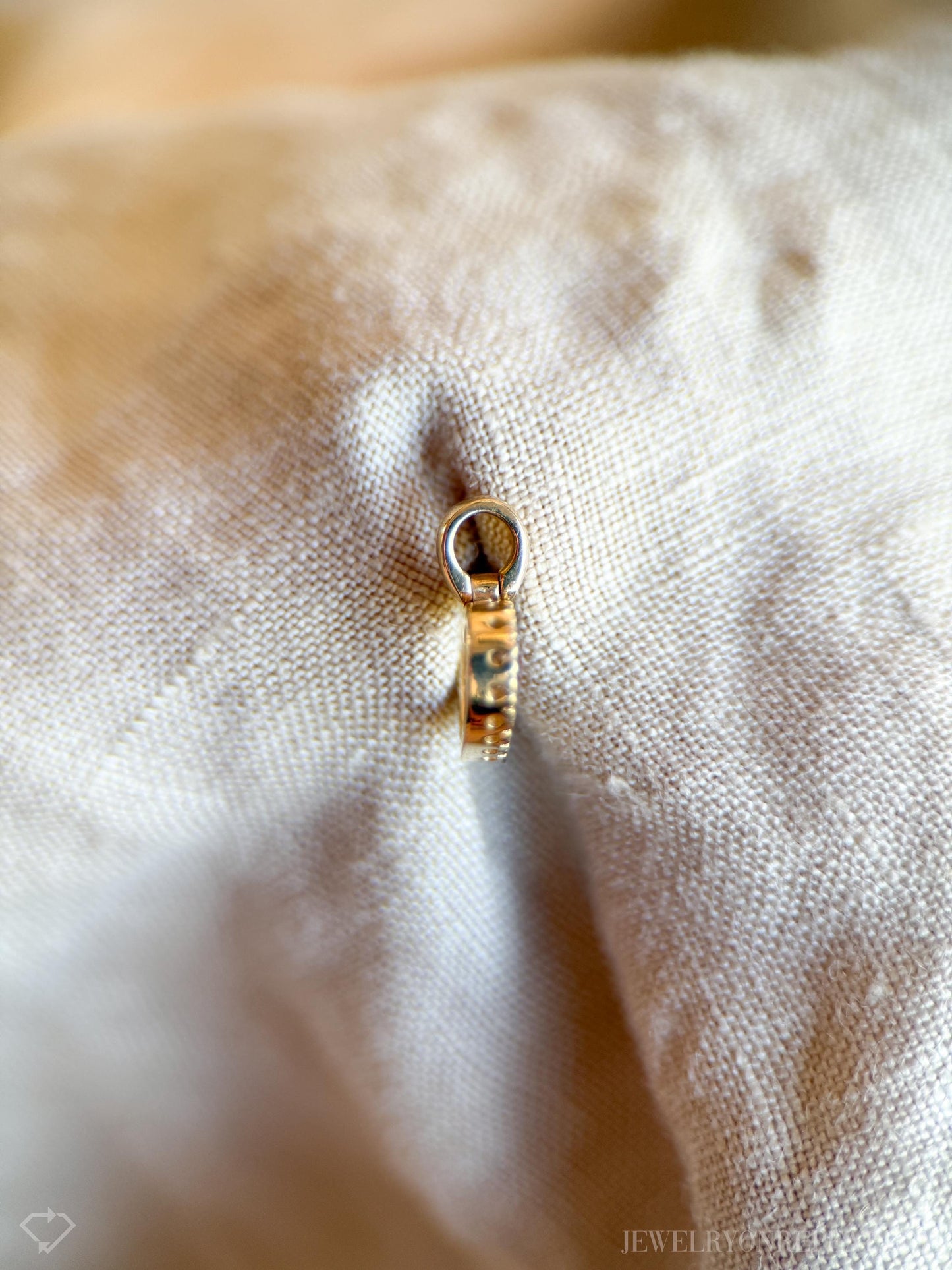 Vintage Diamond Heart Pendant in 14k Gold, Vintage Jewelry from the 1980s - Timeless, Sustainable, @JewelryOnRepeat