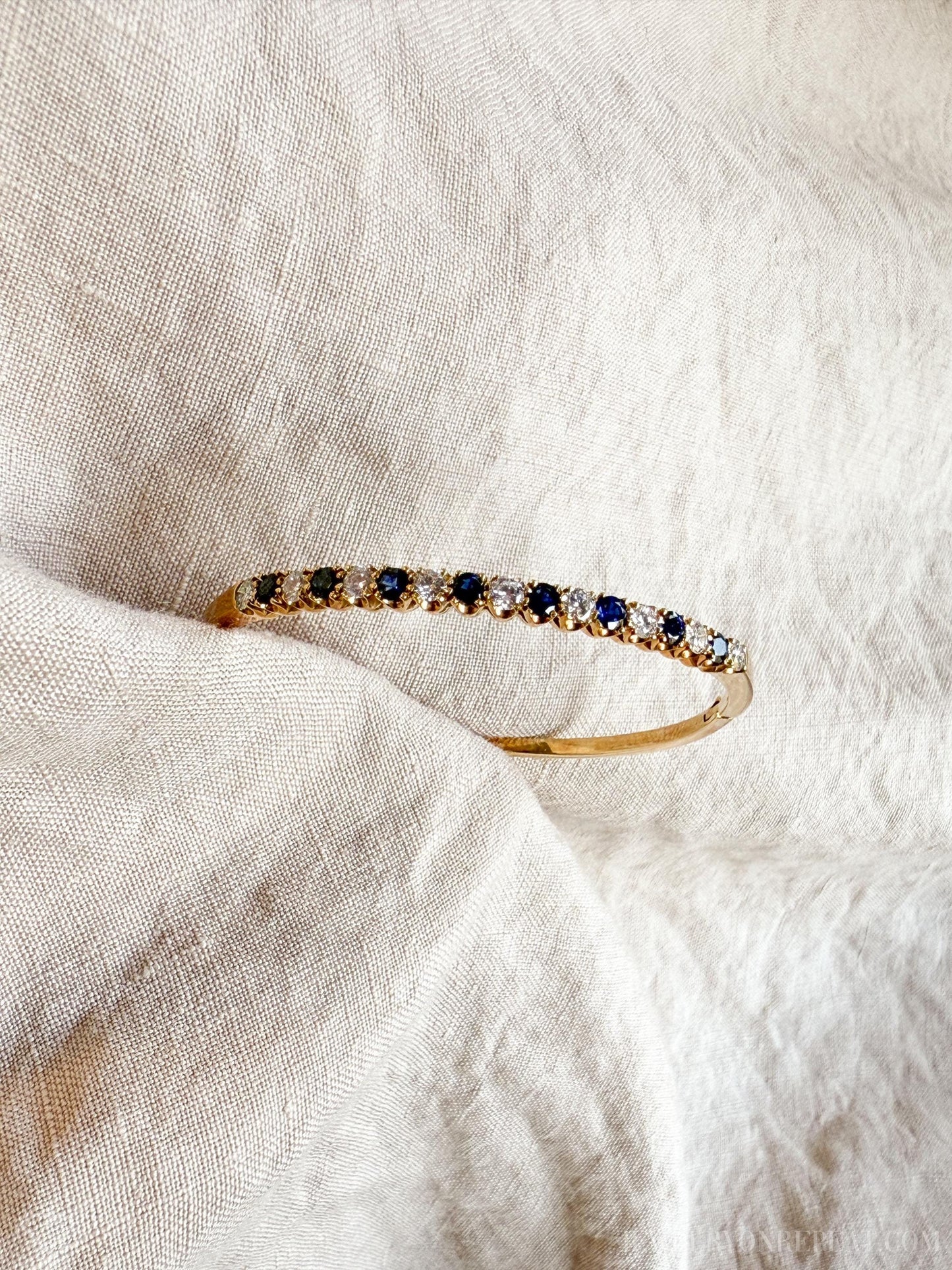 Vintage Diamond and Sapphire Hinged Bangle Bracelet in 18k Gold, Retro Jewelry from the 1990s - Timeless, Sustainable, @JewelryOnRepeat