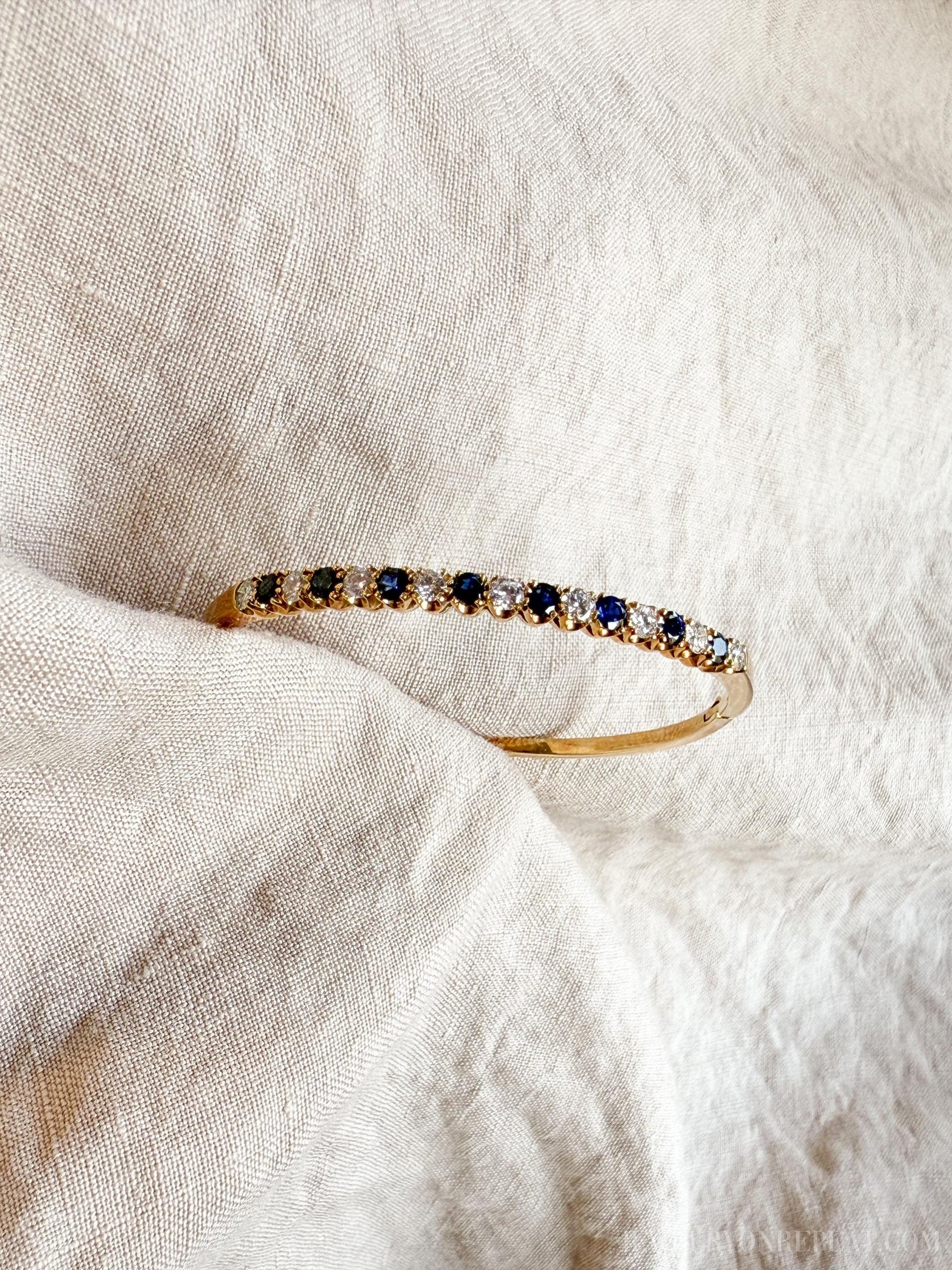 Vintage Diamond and Sapphire Hinged Bangle Bracelet in 18k Gold, Retro Jewelry from the 1990s - Timeless, Sustainable, @JewelryOnRepeat