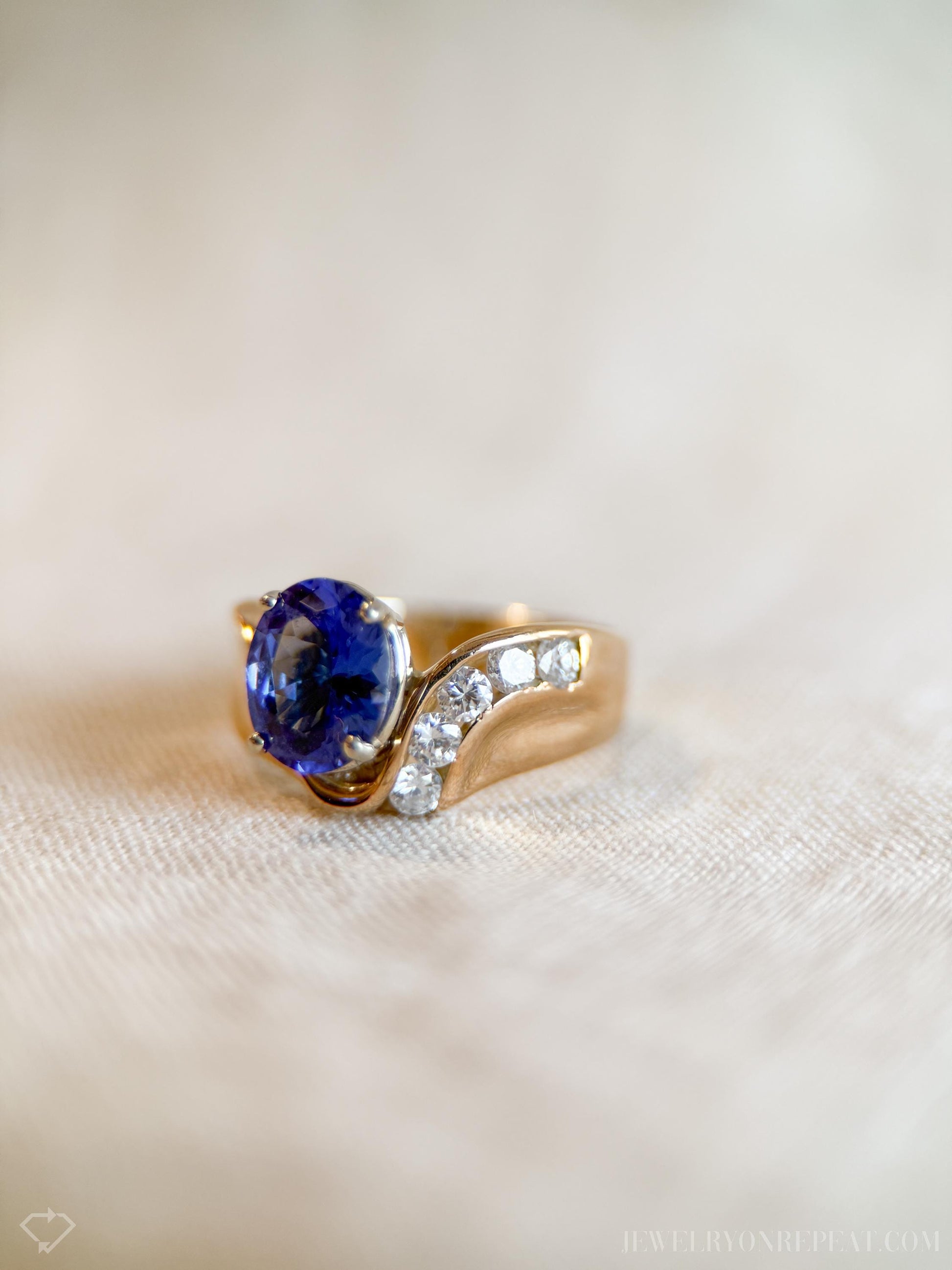 Vintage 14k Gold Tanzanite Diamond Ring - 1990s Retro Gemstone Jewelry