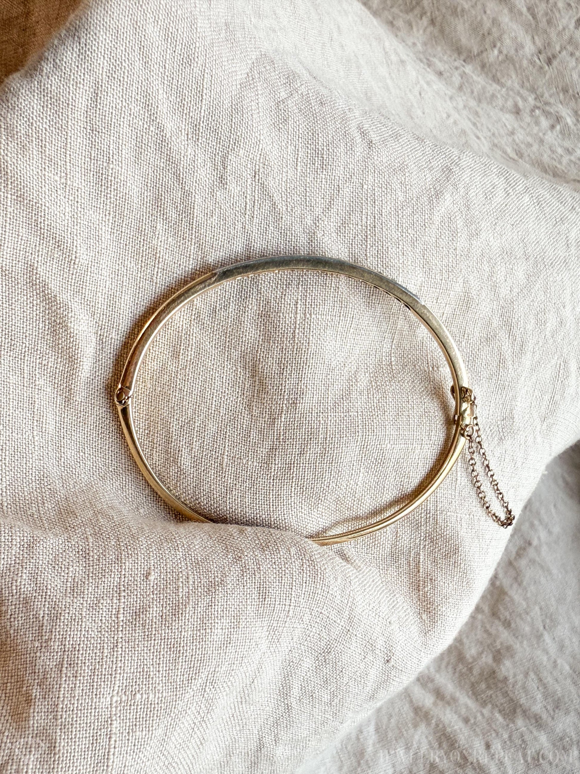 Vintage Diamond Hinged Bangle Bracelet in 14k Gold, Antique Jewelry from the 1920s - Timeless, Sustainable, @JewelryOnRepeat