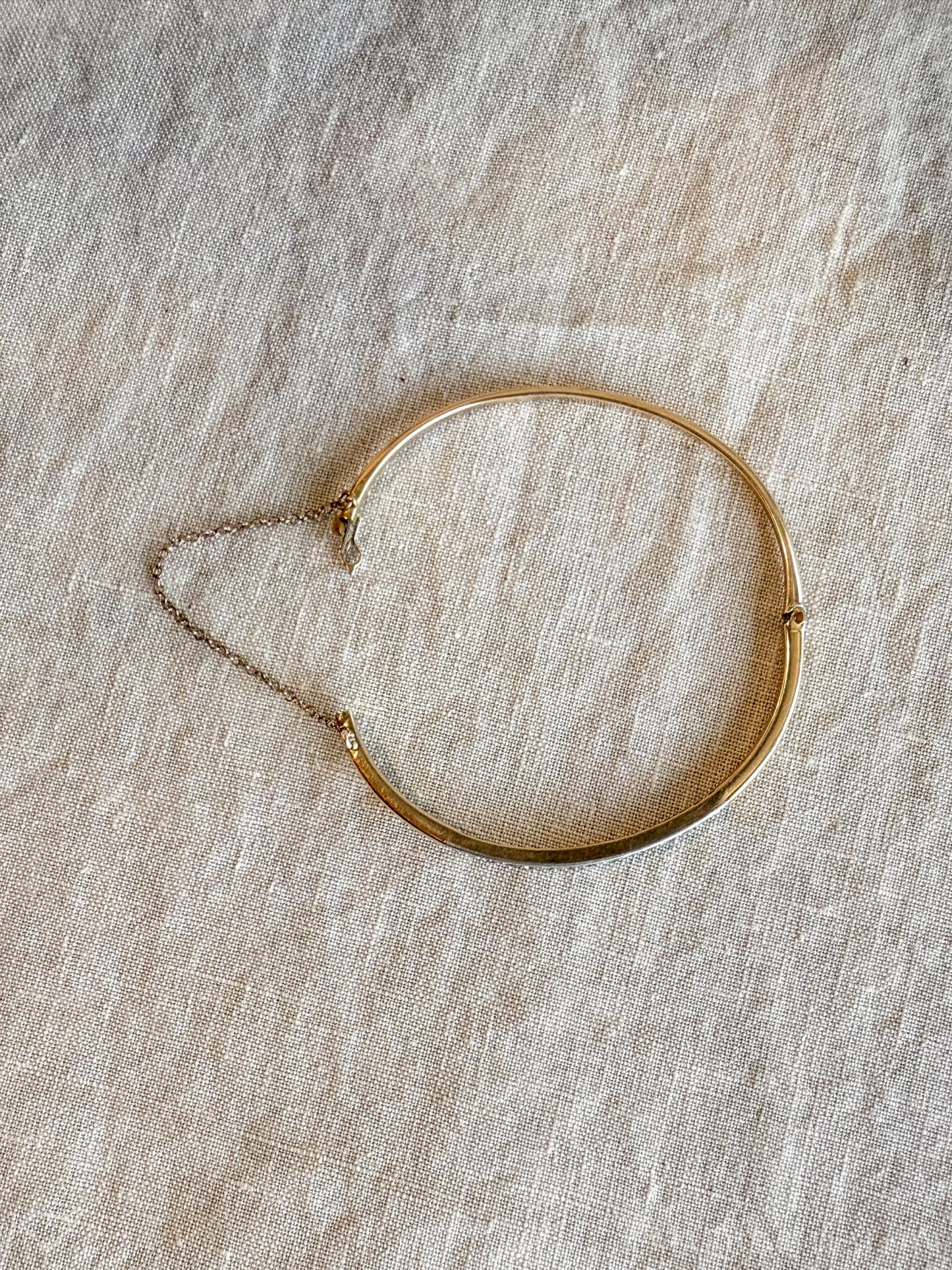 Vintage Diamond Hinged Bangle Bracelet in 14k Gold, Antique Jewelry from the 1920s - Timeless, Sustainable, @JewelryOnRepeat