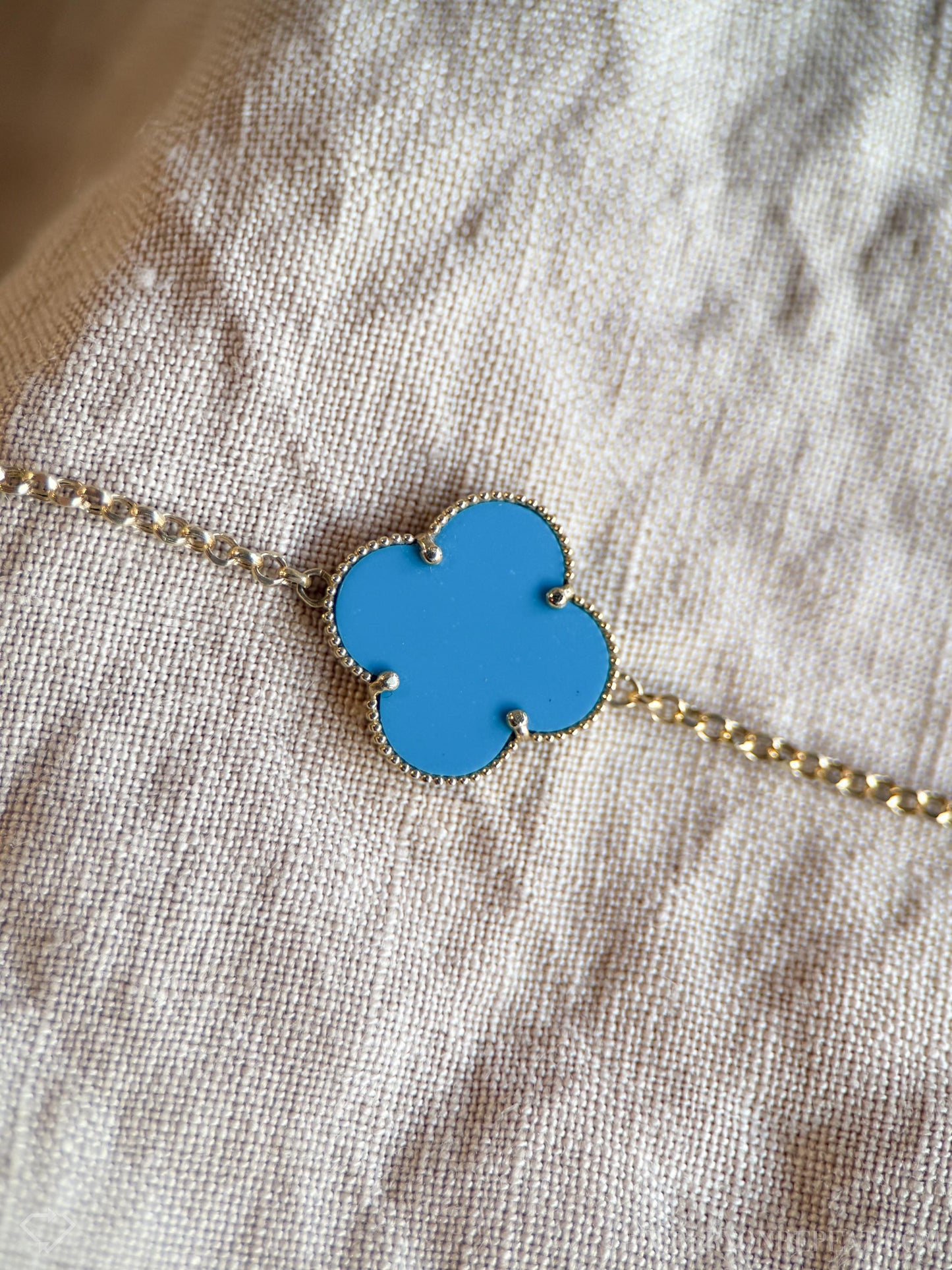 Vintage Turquoise Clover Bracelet in 14k Gold, Retro Jewelry from the 1990s - Timeless, Sustainable, @JewelryOnRepeat