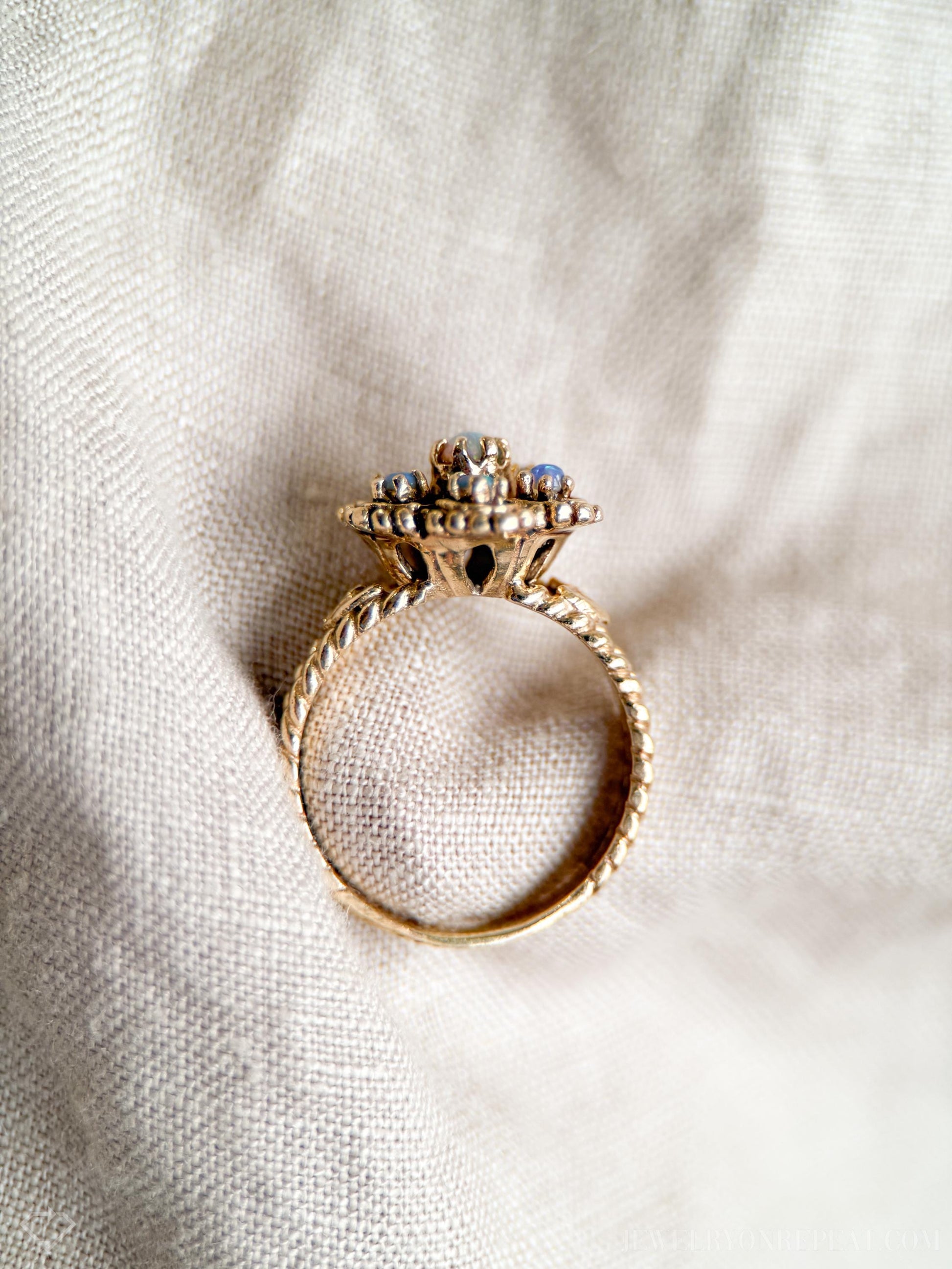 Vintage Opal and Floral Halo Ring in 14k Gold, Antique Jewelry from the 1970s - Timeless, Sustainable, @JewelryOnRepeat