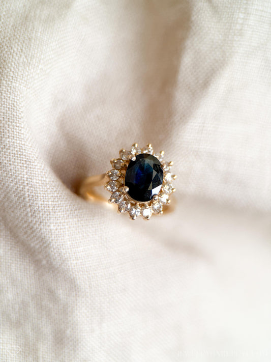 Vintage Sapphire Diamond Halo Gemstone Ring in 14k Gold, Retro Jewelry from the 1990s - Timeless, Sustainable, @JewelryOnRepeat
