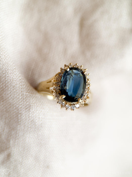 Vintage Sapphire Diamond Halo Gemstone Ring in 14k Gold, Retro Jewelry from the 1990s - Timeless, Sustainable, @JewelryOnRepeat
