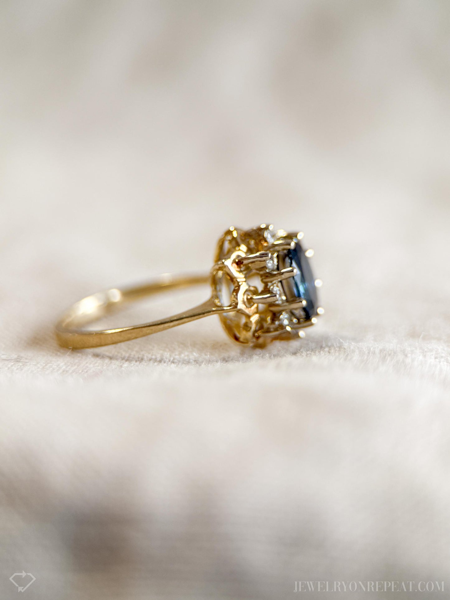 Vintage Sapphire Diamond Halo Gemstone Ring in 14k Gold, Retro Jewelry from the 1950s - Timeless, Sustainable, @JewelryOnRepeat