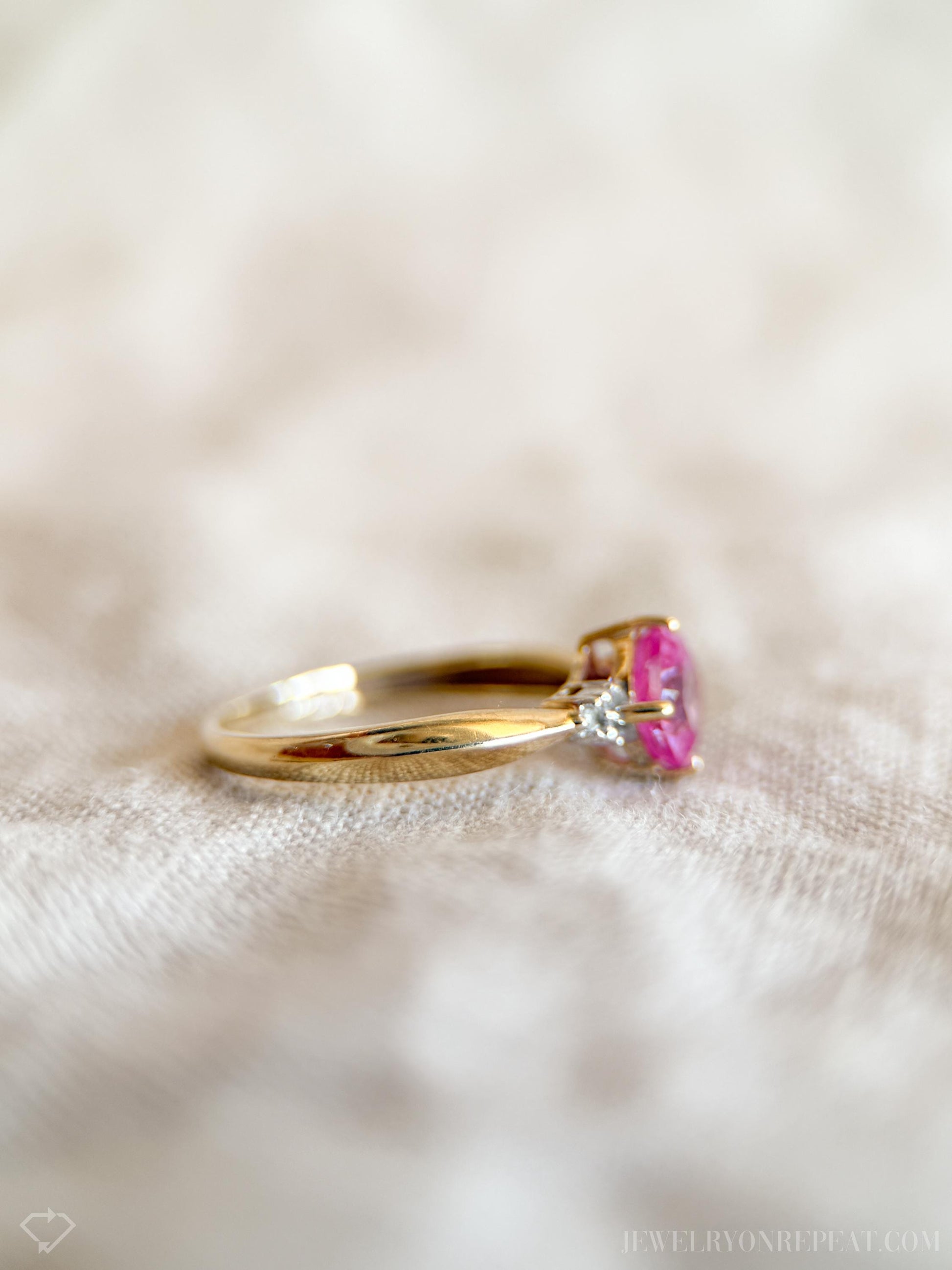 Vintage Pink Sapphire Gemstone Ring in 10k Gold, Retro Jewelry from the 1990s - Timeless, Sustainable, @JewelryOnRepeat