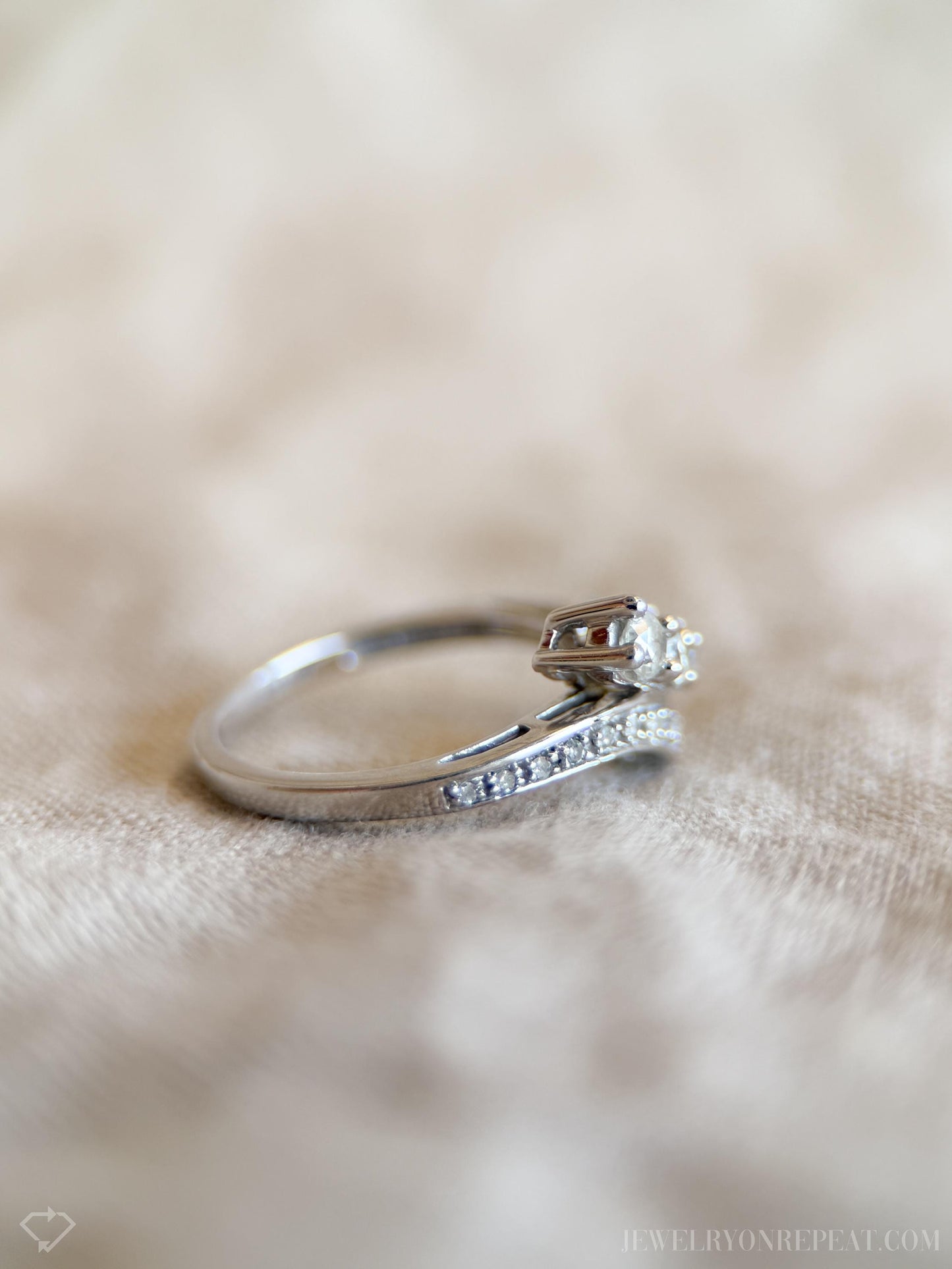 Vintage Wrap Diamond Ring in 10k White Gold, Retro Jewelry from the 1990s - Timeless, Sustainable, @JewelryOnRepeat