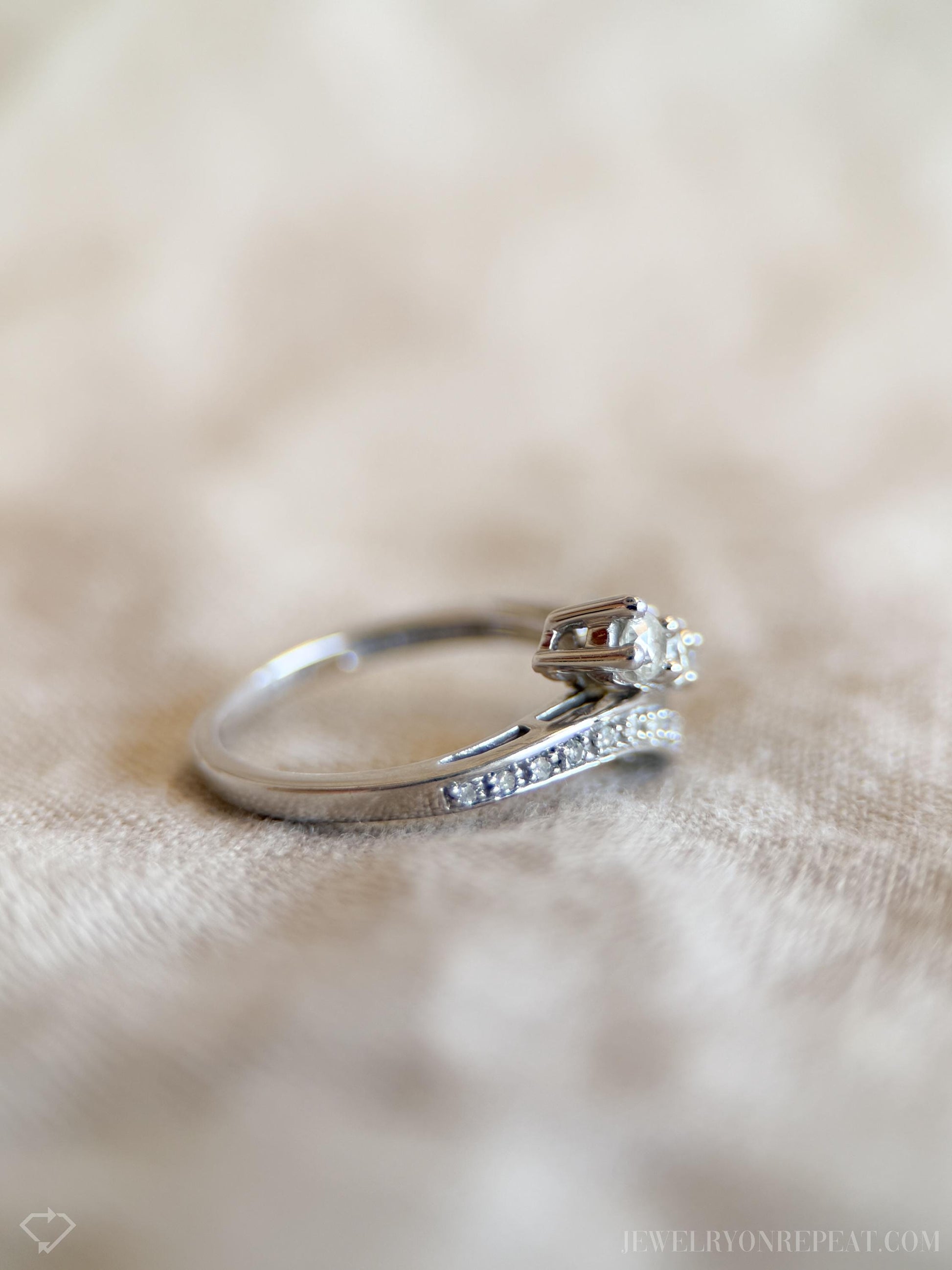 Vintage Wrap Diamond Ring in 10k White Gold, Retro Jewelry from the 1990s - Timeless, Sustainable, @JewelryOnRepeat