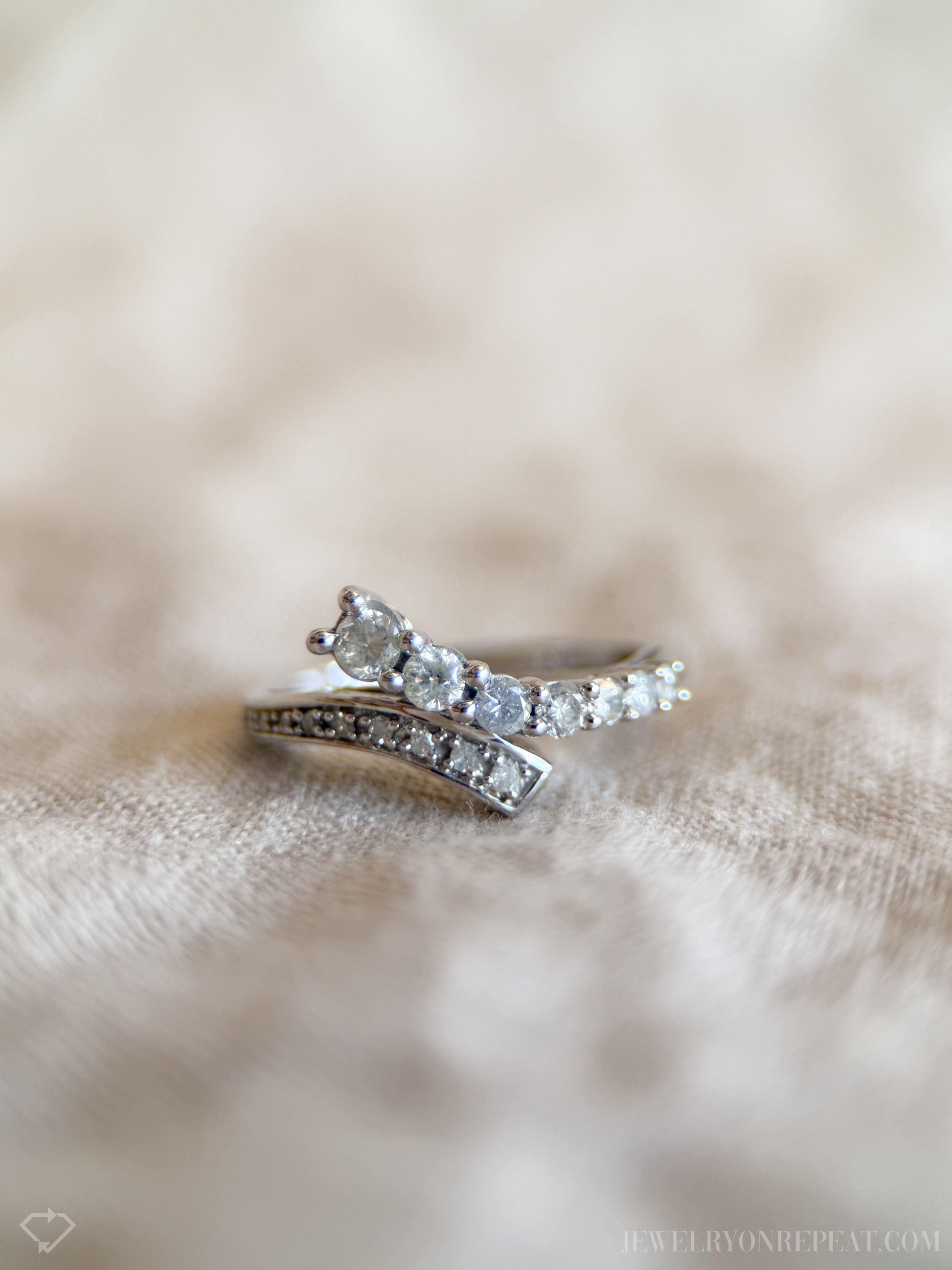 Vintage Wrap Diamond Ring in 10k White Gold, Retro Jewelry from the 1990s - Timeless, Sustainable, @JewelryOnRepeat