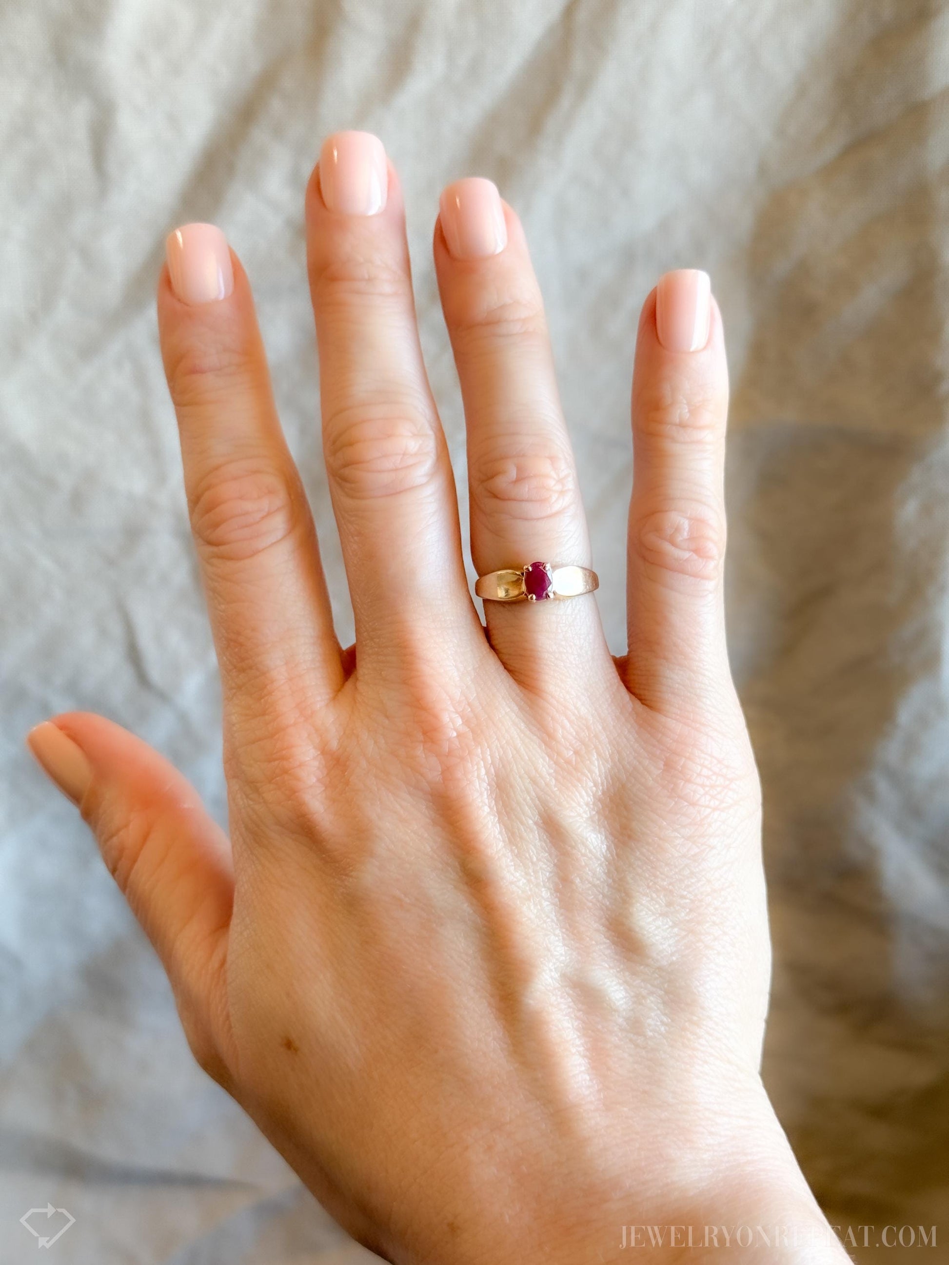 Vintage Ruby Solitaire Gemstone Ring in 14k Gold