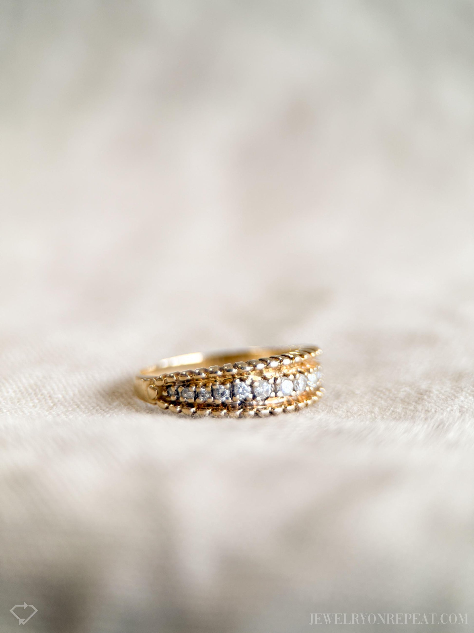 Vintage Diamond Milgrain Wedding Band in 14k Gold, Retro Jewelry from the 1990s - Timeless, Sustainable, @JewelryOnRepeat