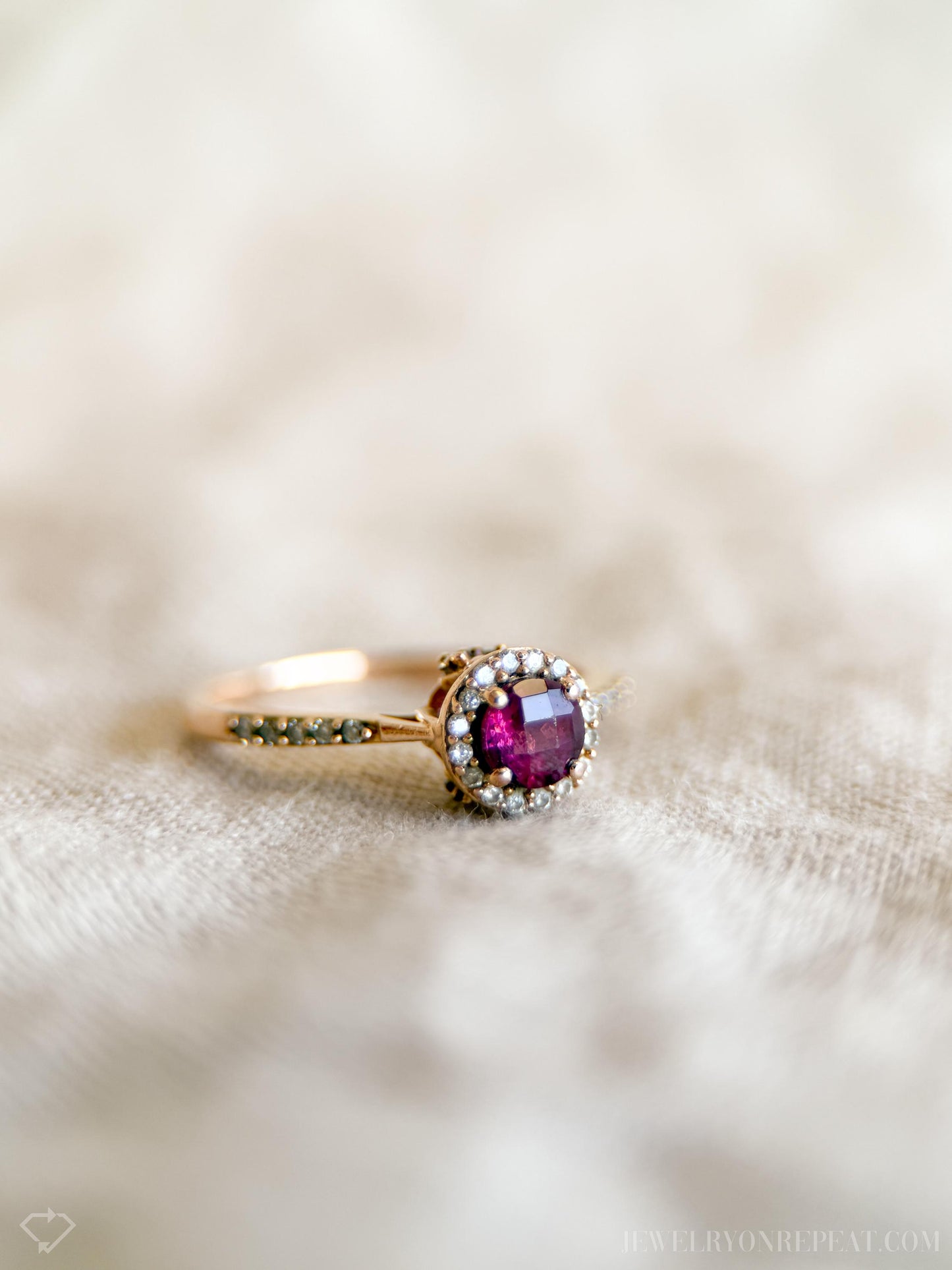 Vintage Rhodolite Garnet Halo Gemstone Ring in 14k Rose Gold, Vintage Jewelry from the 1990s - Timeless, Sustainable, @JewelryOnRepeat