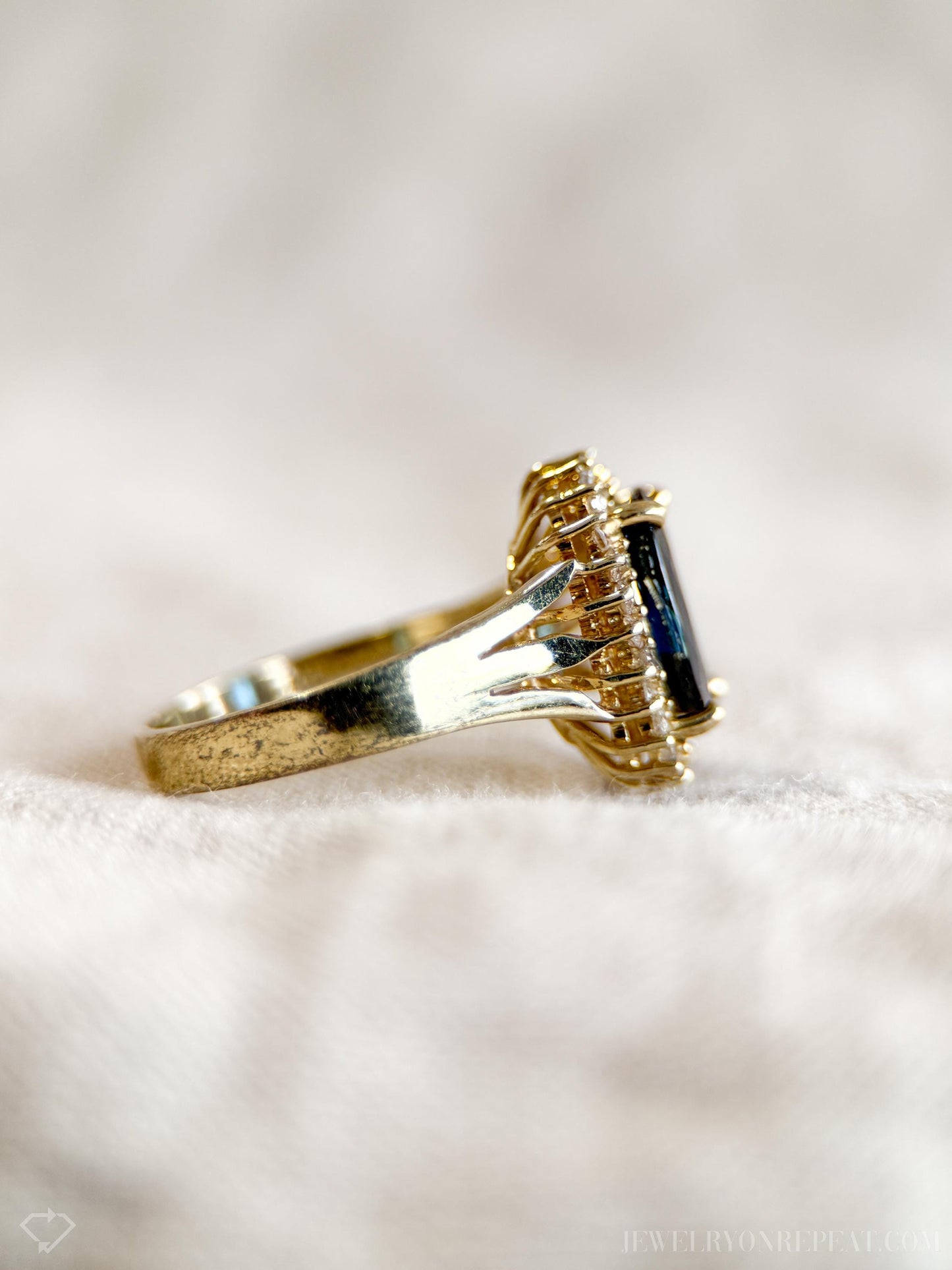 Vintage Sapphire Diamond Halo Gemstone Ring in 14k Gold, Retro Jewelry from the 1990s - Timeless, Sustainable, @JewelryOnRepeat