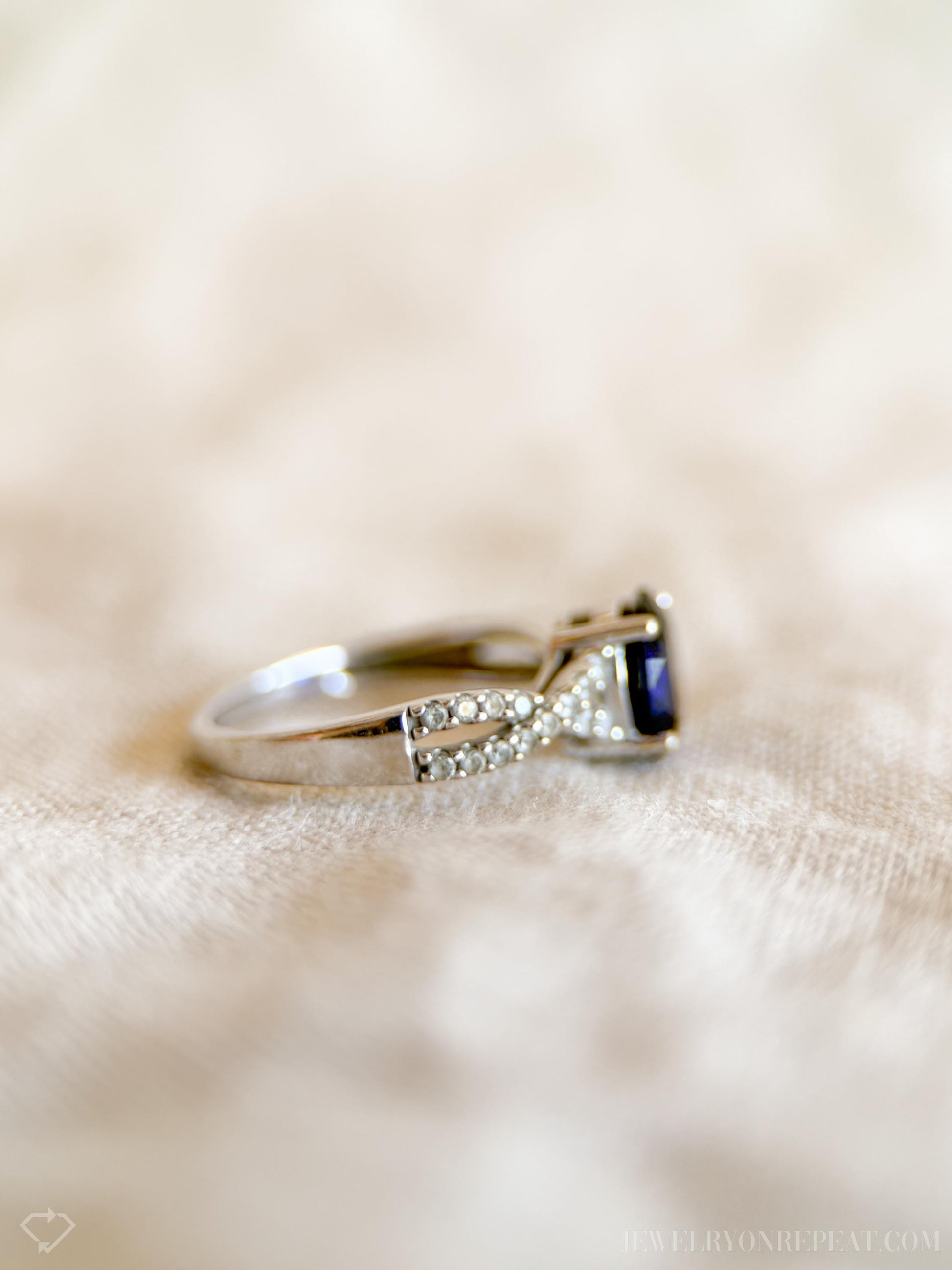 Vintage Oval Blue Sapphire Infinity Ring in 10k White Gold, Retro Jewelry from the 1990s - Timeless, Sustainable, @JewelryOnRepeat