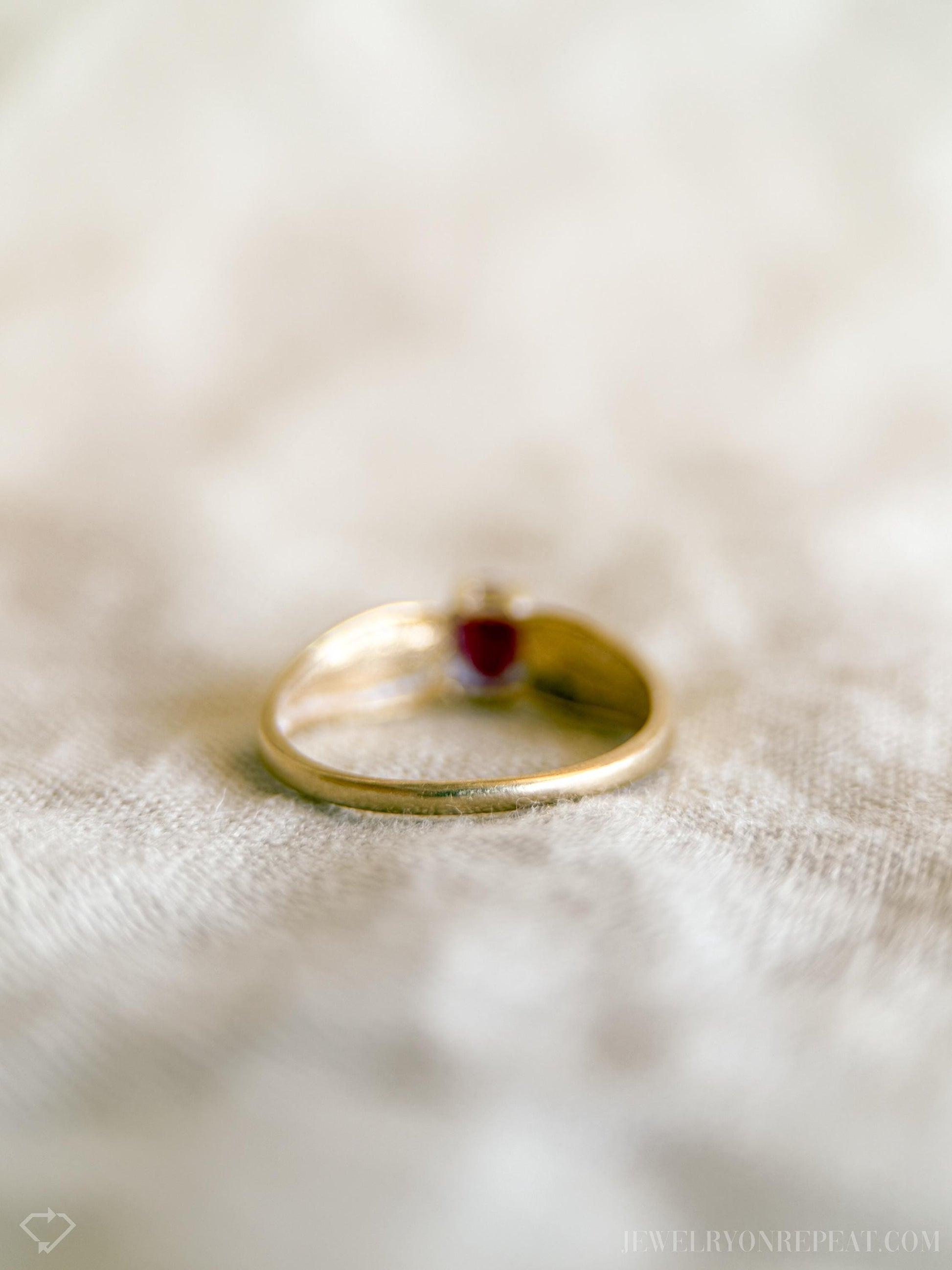 Vintage Ruby Solitaire Gemstone Ring in 14k Gold