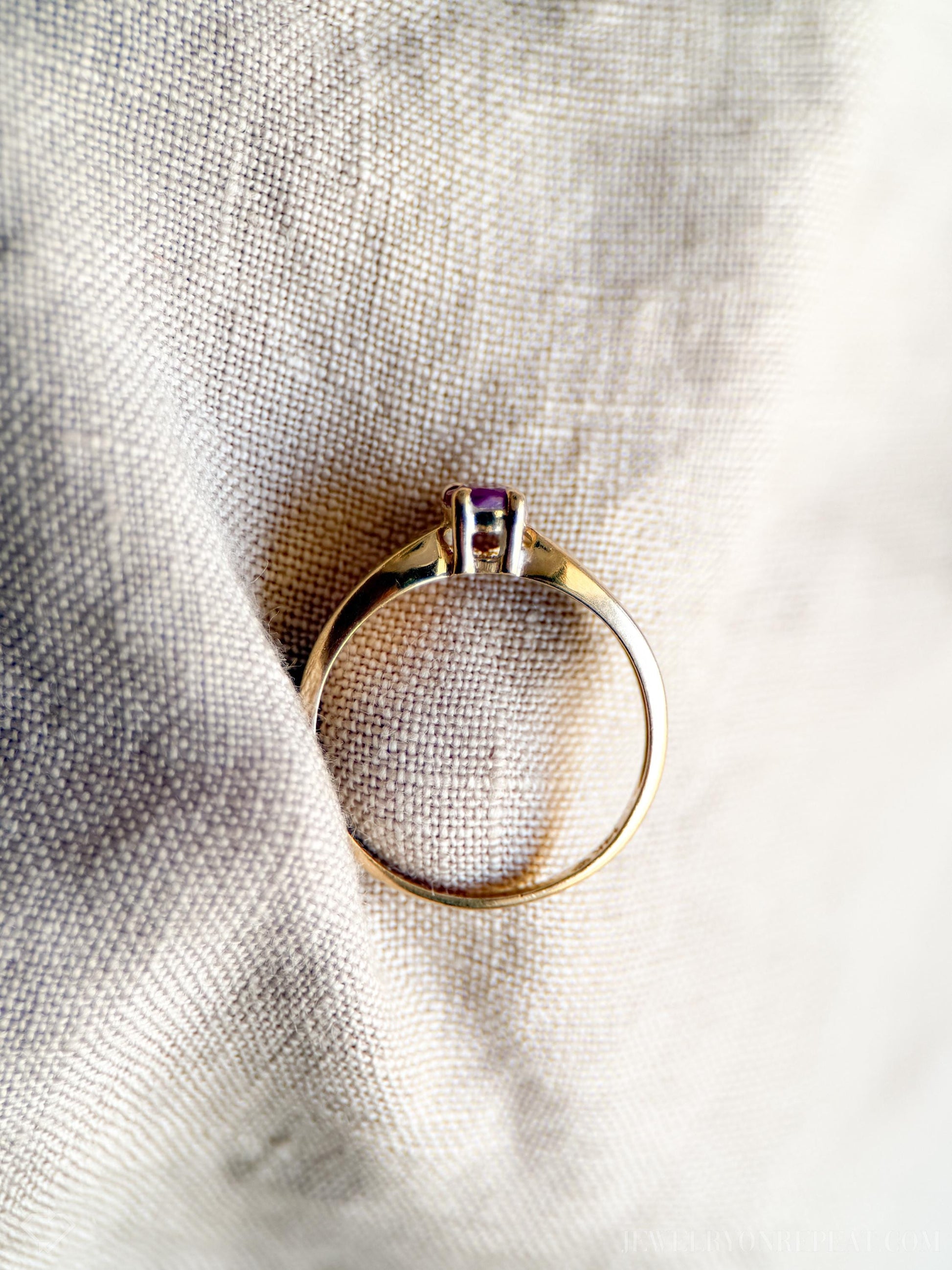 Vintage Ruby Solitaire Gemstone Ring in 14k Gold
