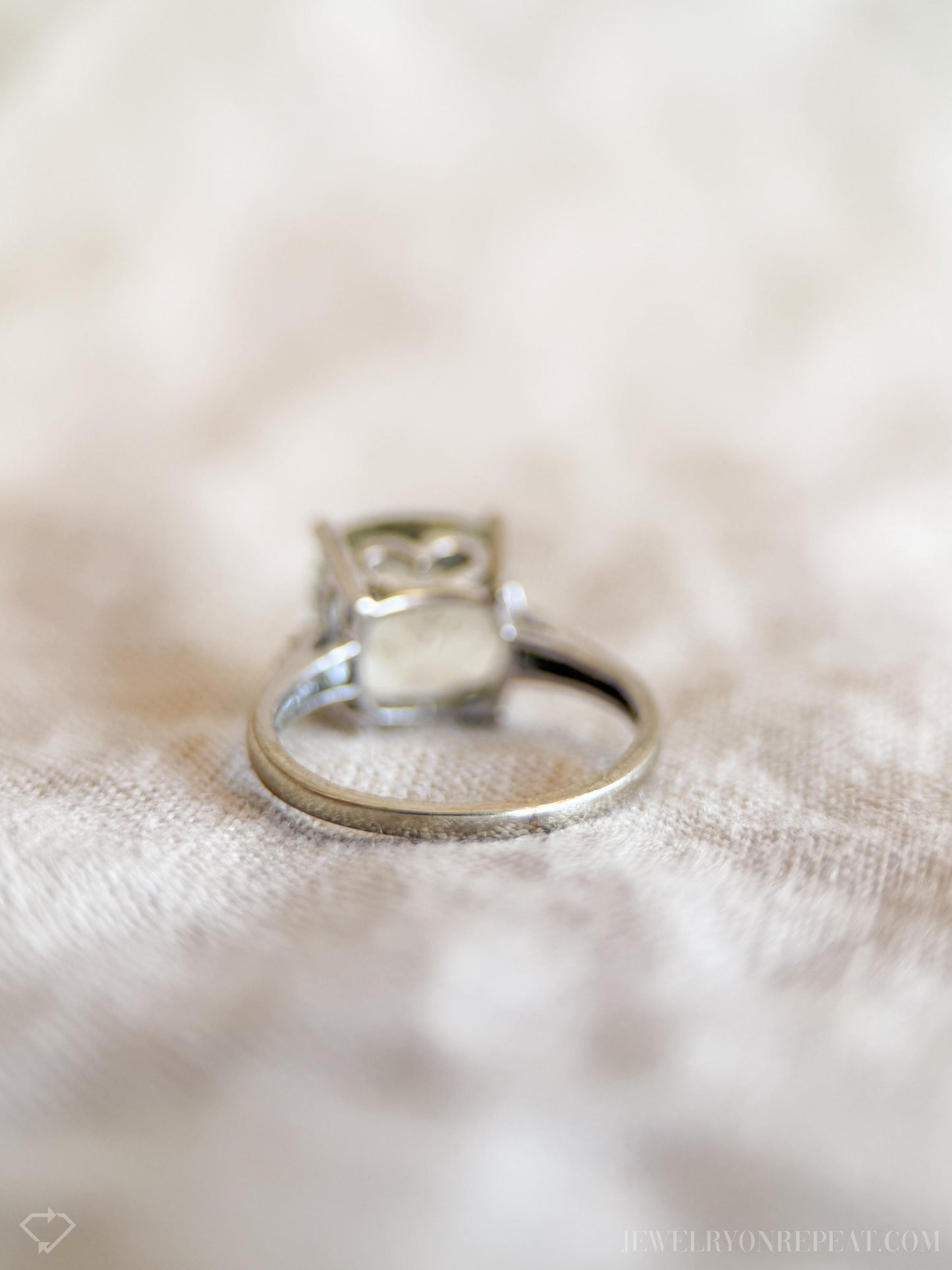 Vintage Green Prasiolite Gemstone Ring in 10k White Gold, Vintage Jewelry from the 1990s - Timeless, Sustainable, @JewelryOnRepeat