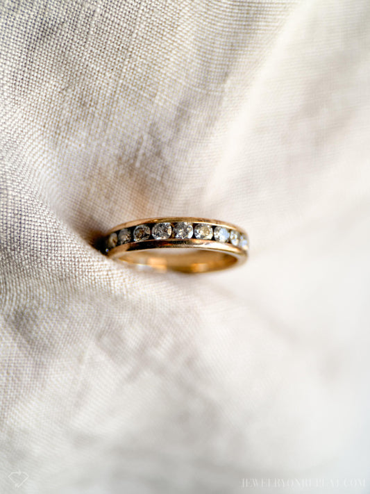 Vintage Diamond Channel Set Wedding Band in 14k Gold, Retro Jewelry from the 1990s - Timeless, Sustainable, @JewelryOnRepeat