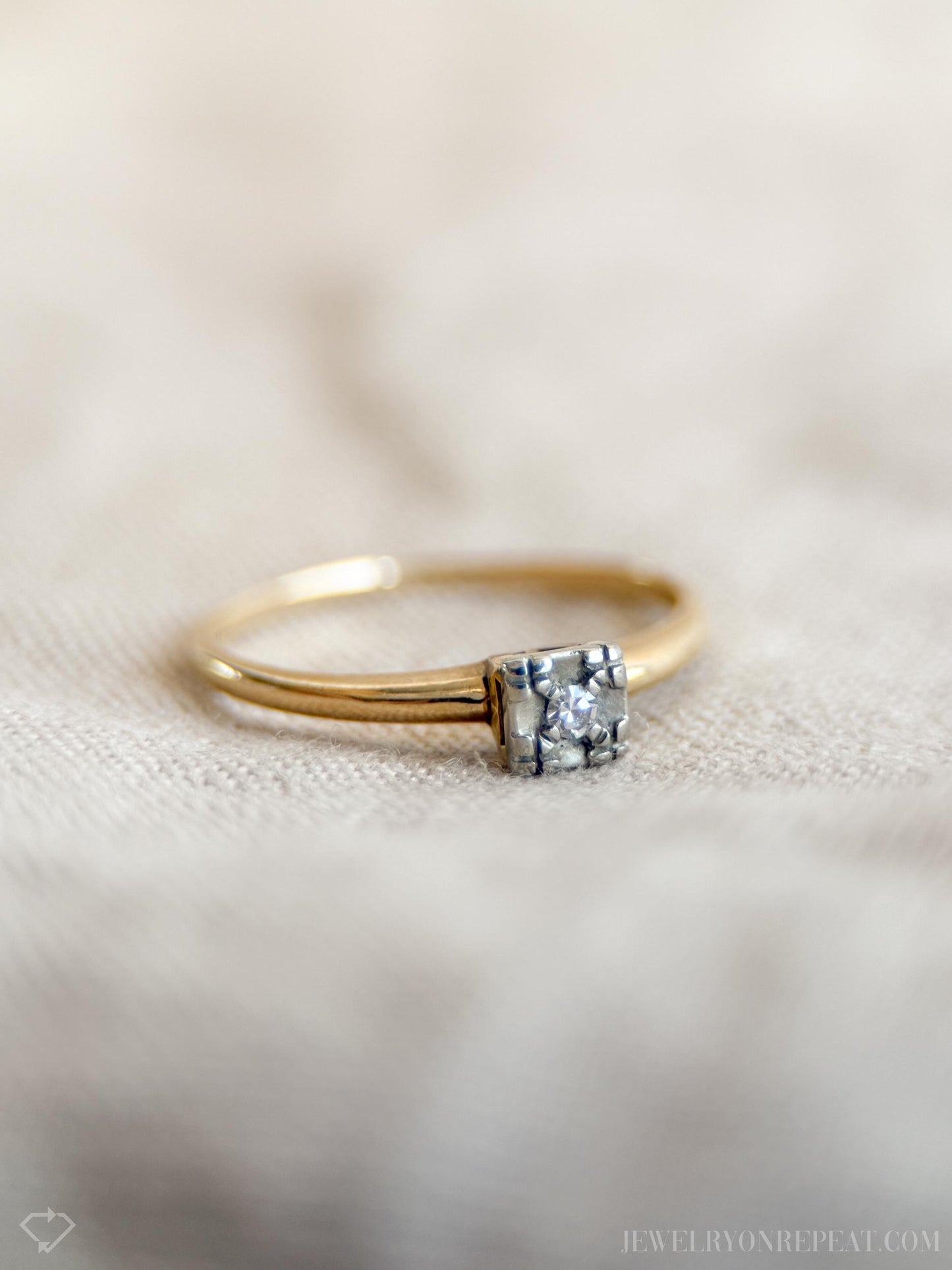 Vintage Diamond Solitaire Engagement Ring in 14k Gold, Antique Jewelry from the 1950s - Timeless, Sustainable, @JewelryOnRepeat