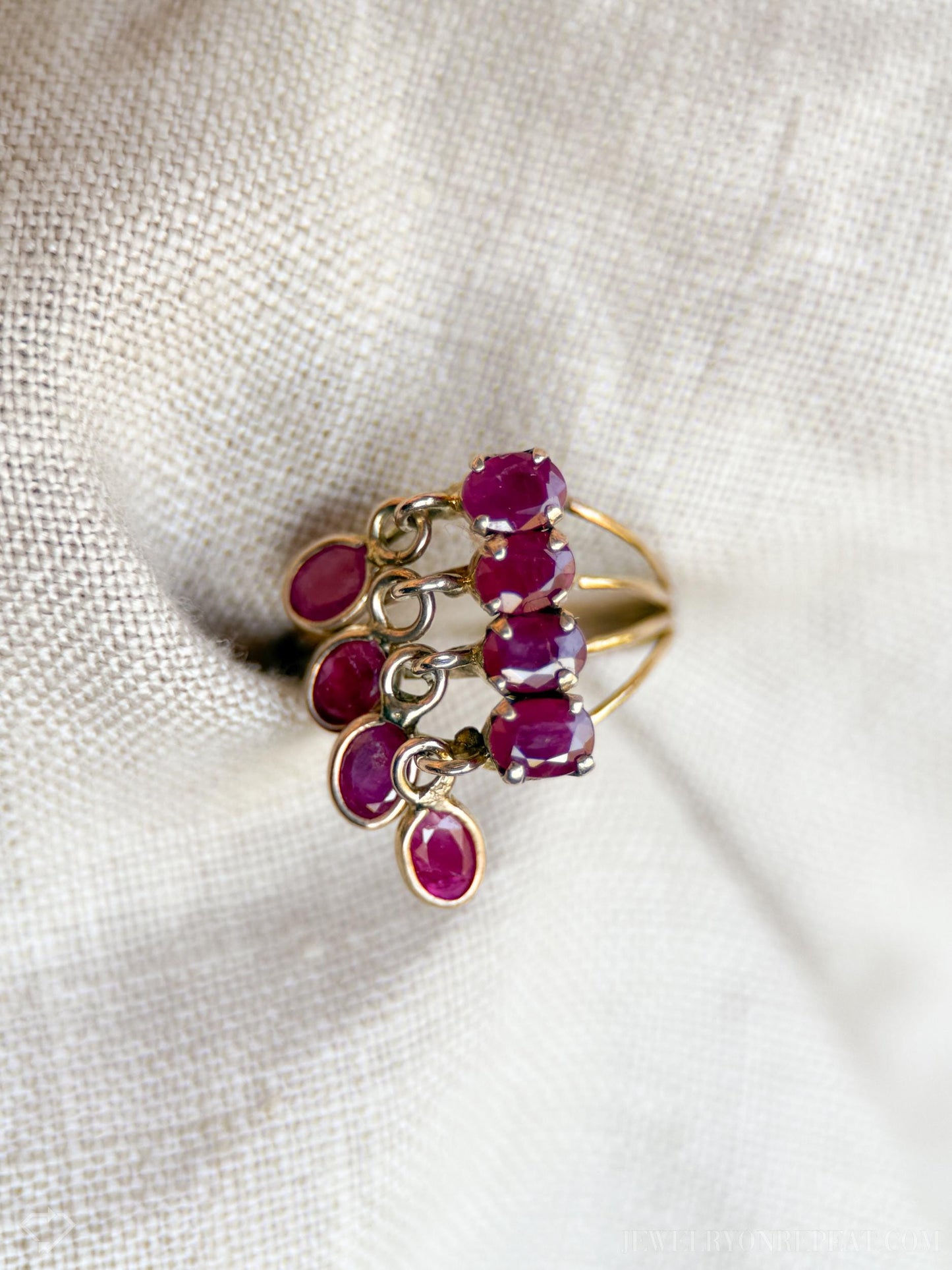 Vintage Charm Dangle Ruby Ring in 14k Gold, Antique Jewelry from the 1970s - Timeless, Sustainable, @JewelryOnRepeat