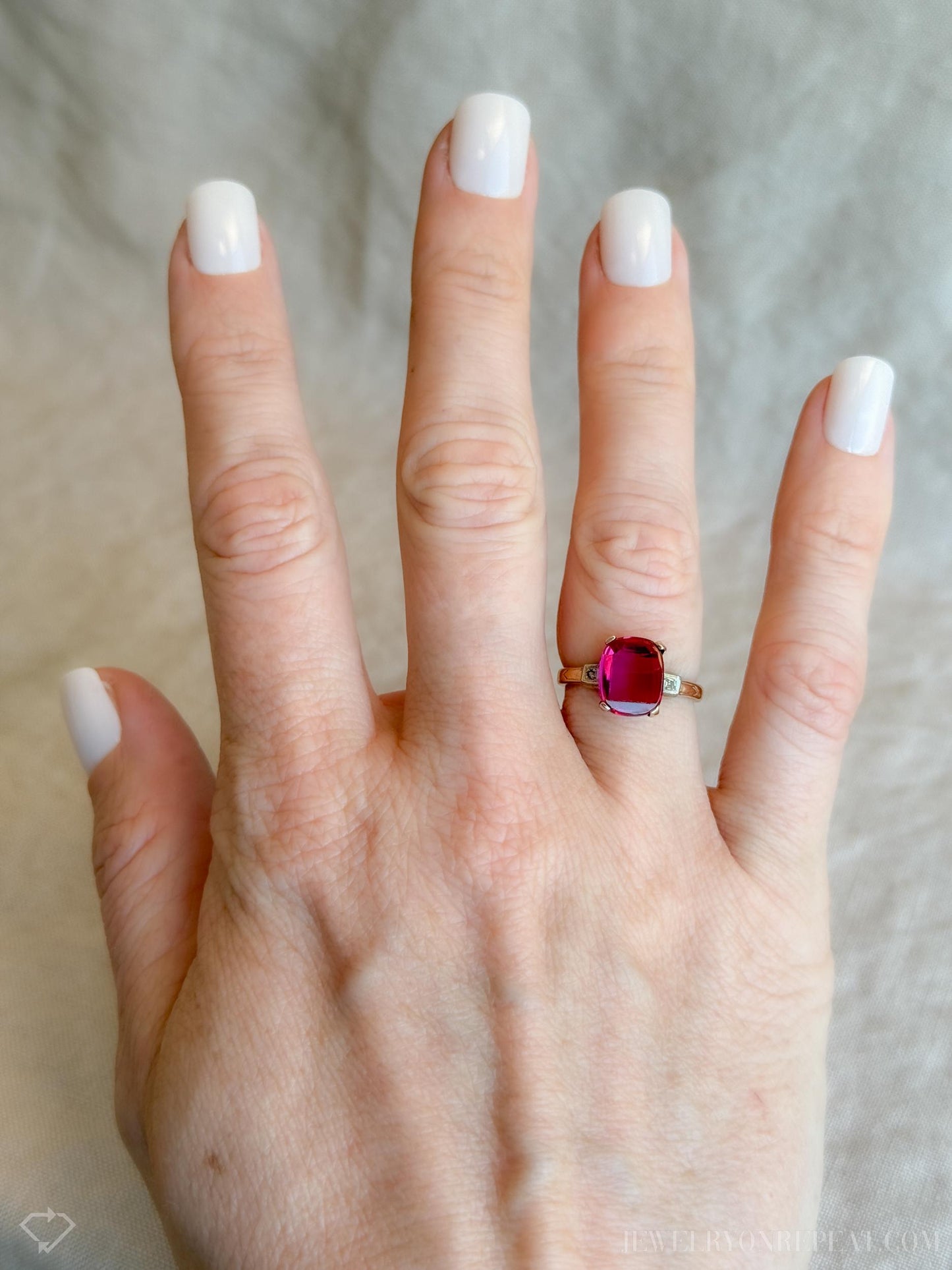 Vintage Art Deco Ruby Ring in 10k Gold, Antique Jewelry from the 1920s - Timeless, Sustainable, @JewelryOnRepeat