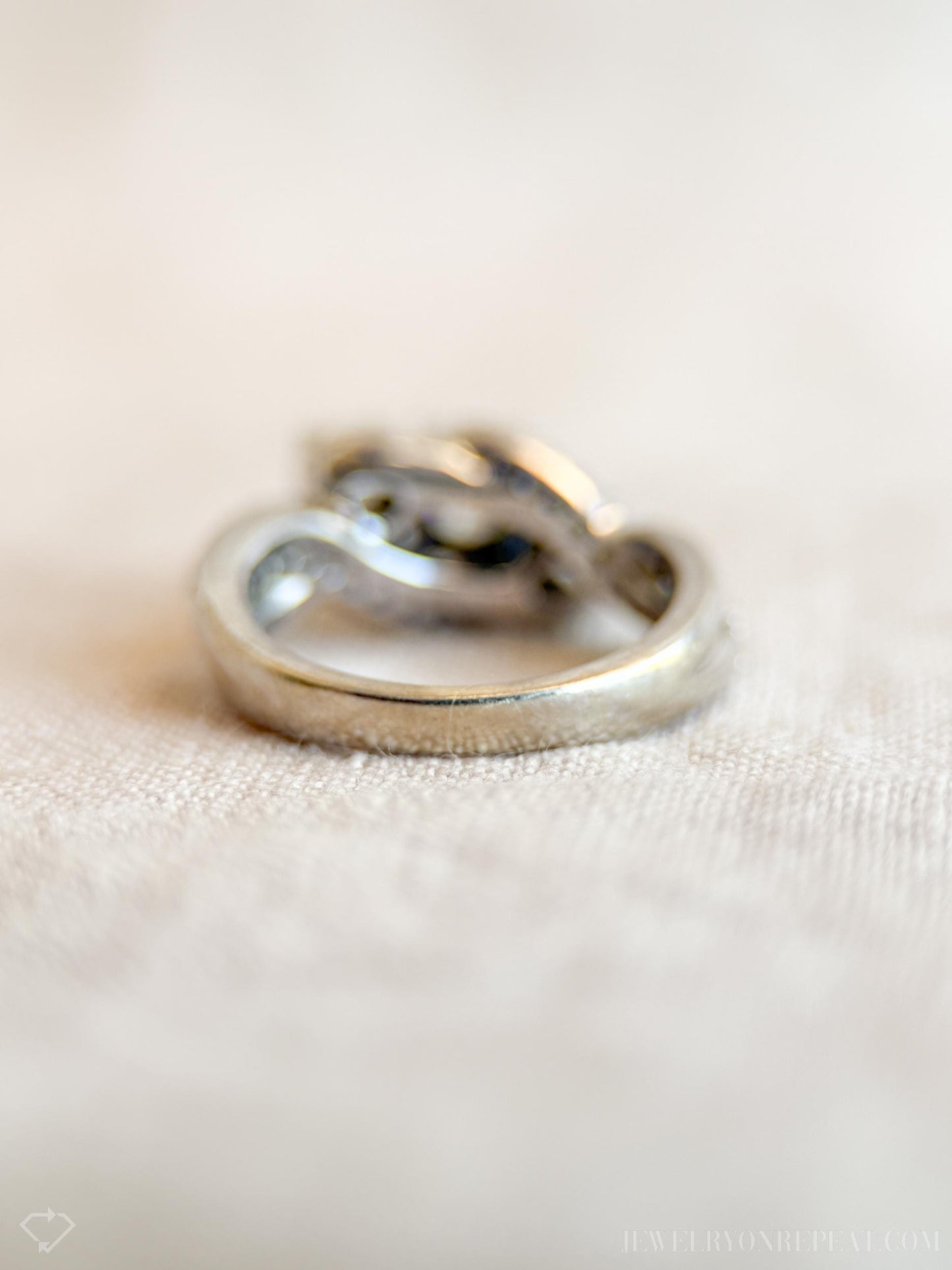 Vintage Diamond Three Stone Engagement Ring in 14k White Gold, Retro Jewelry from the 1990s - Timeless, Sustainable, @JewelryOnRepeat