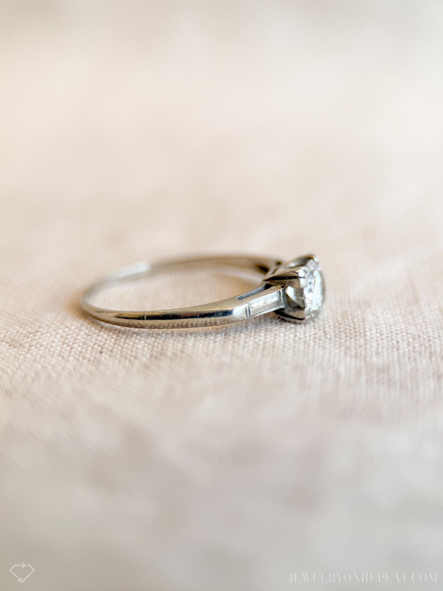 Vintage Art Deco Diamond Solitaire Engagement Ring in 14k Gold, Antique Jewelry from the 1950s - Timeless, Sustainable, @JewelryOnRepeat