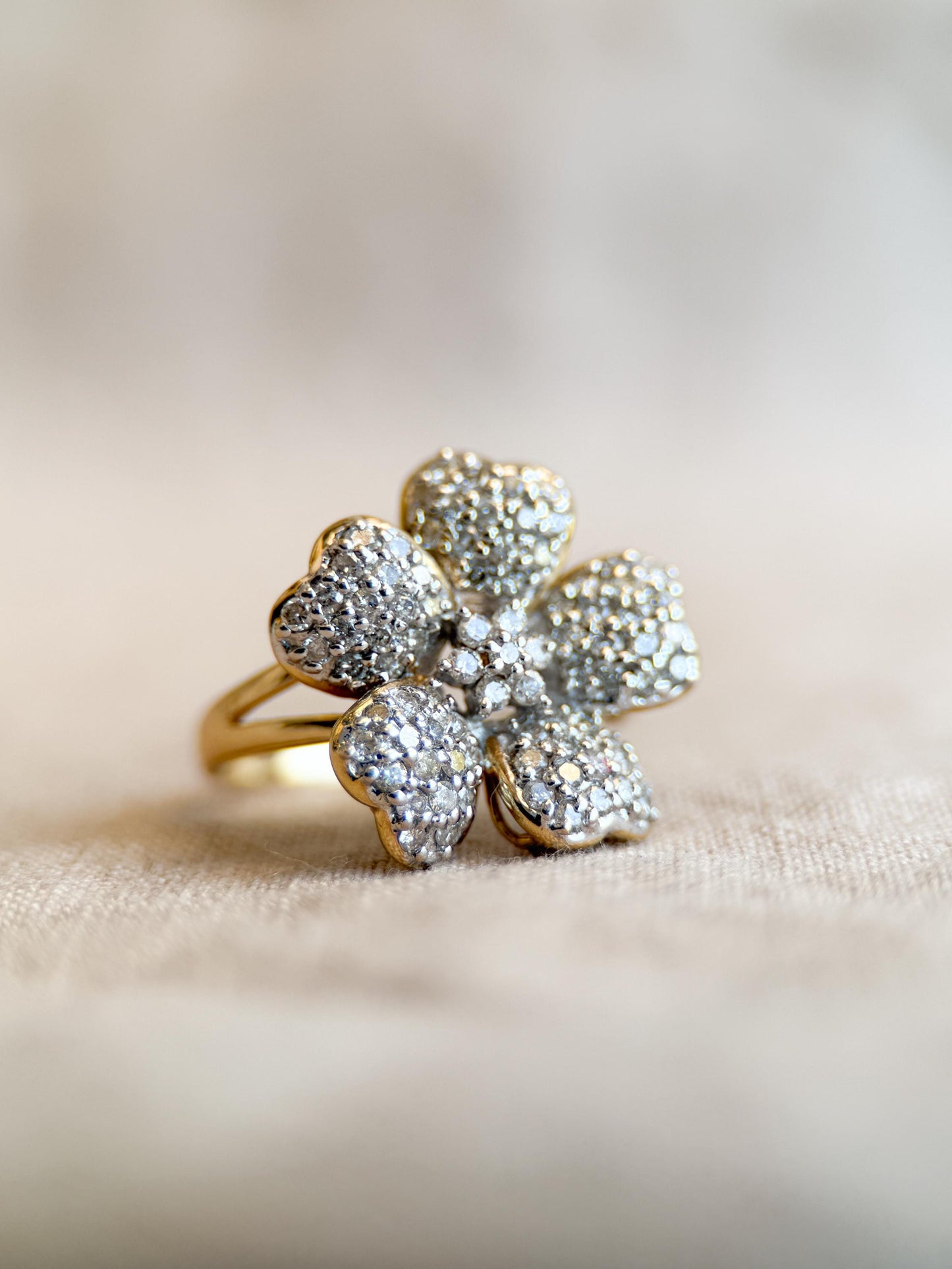 Vintage Diamond Cluster Flower Ring in 14k Gold, Vintage Jewelry from the 1990s - Timeless, Sustainable, @JewelryOnRepeat