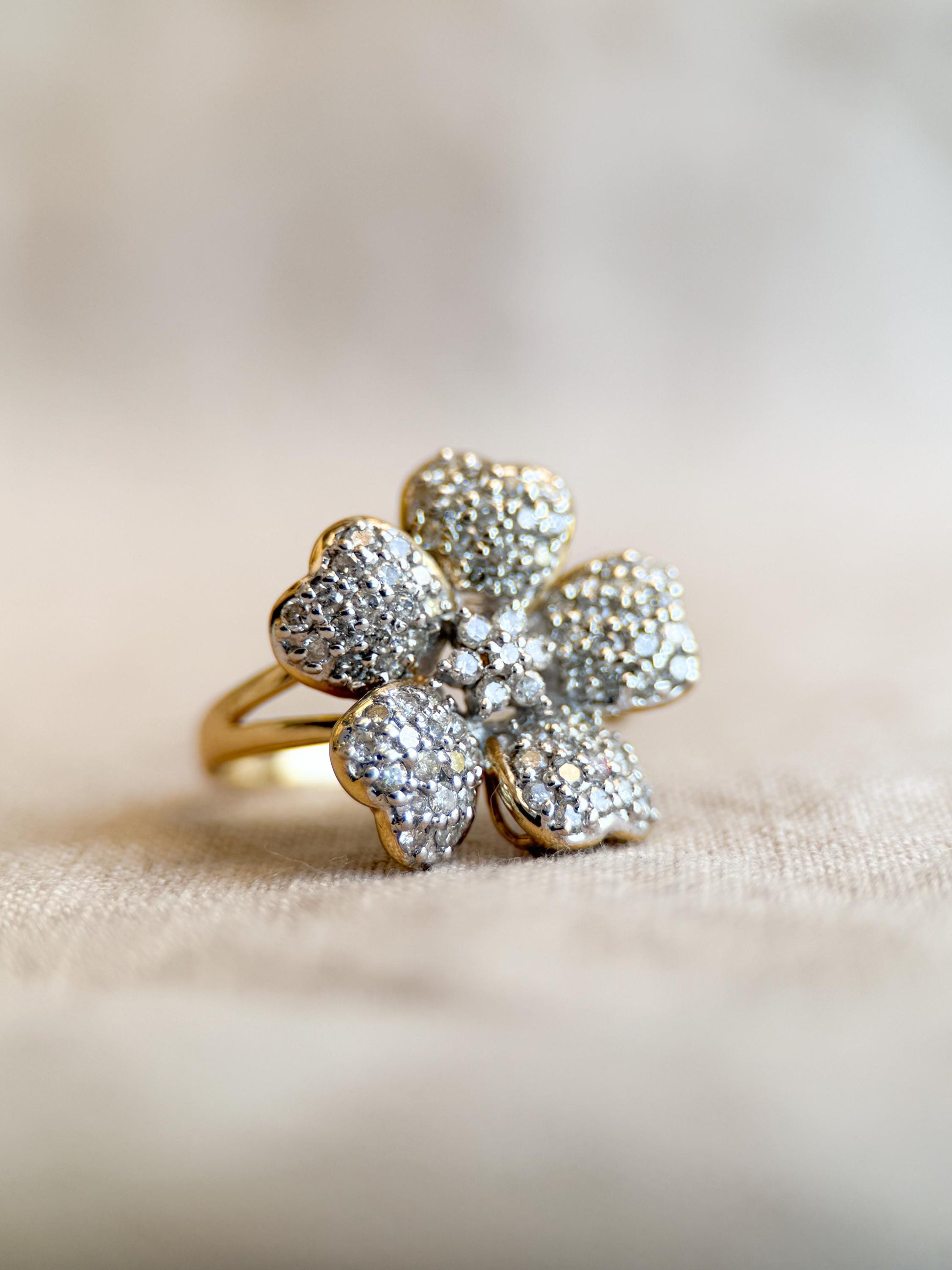 Vintage Diamond Cluster Flower Ring in 14k Gold, Vintage Jewelry from the 1990s - Timeless, Sustainable, @JewelryOnRepeat