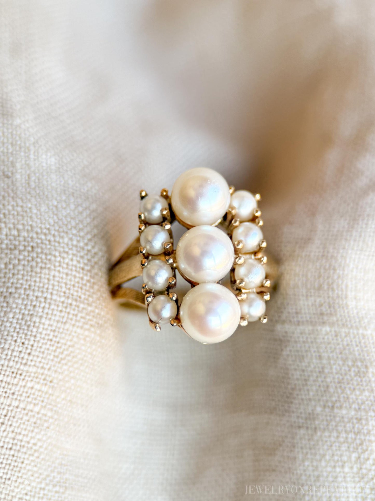 Vintage Pearl Cluster Ring in 14k Gold, Retro Jewelry from the 1970s - Timeless, Sustainable, @JewelryOnRepeat
