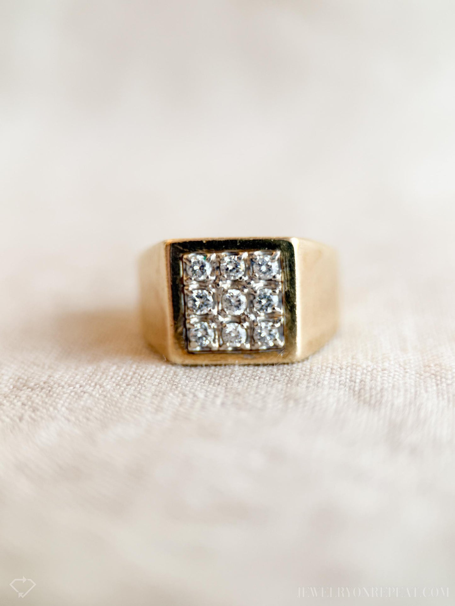 Vintage Unisex Diamond Cluster Flat Top Ring in 14k Gold, Art Deco Jewelry from the 1970s - Timeless, Sustainable @JewelryOnRepeat