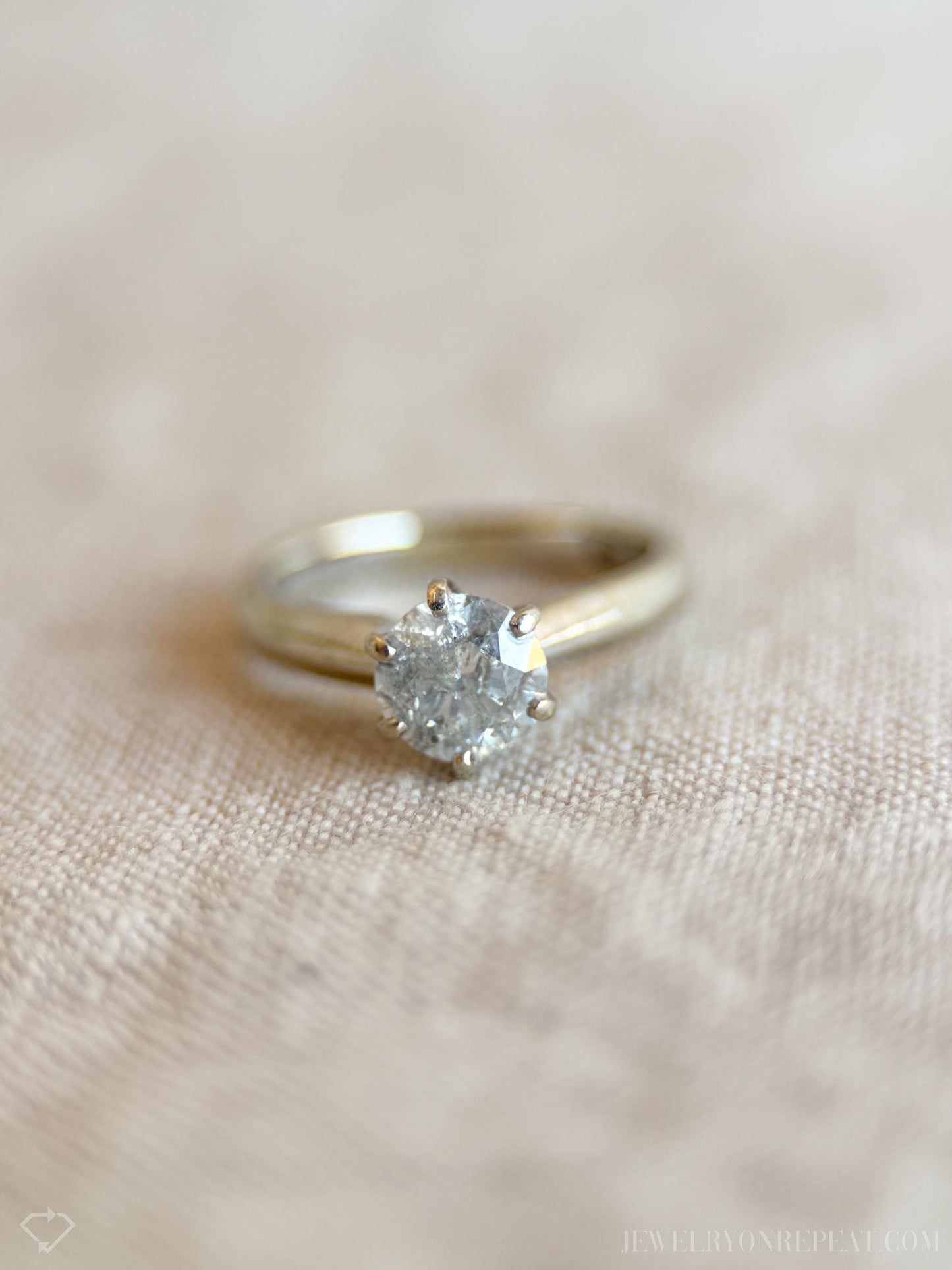 Vintage Diamond Solitaire Engagement Ring in 14k White Gold, Retro Jewelry from the 1990s - Timeless, Sustainable, @JewelryOnRepeat