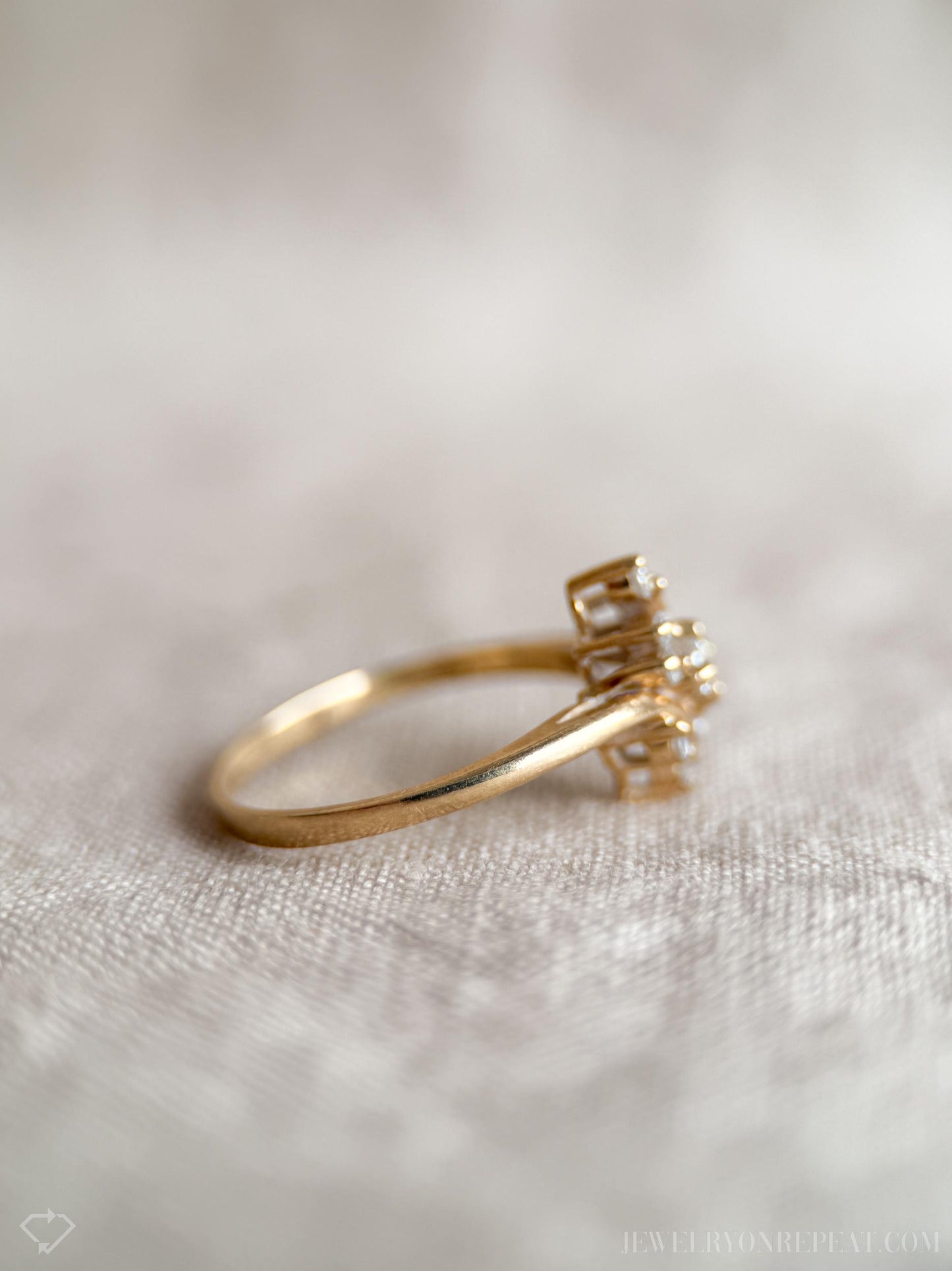 Vintage Diamond Cluster Ring in 14k Gold, Vintage Jewelry from the 1990s - Timeless, Sustainable, @JewelryOnRepeat