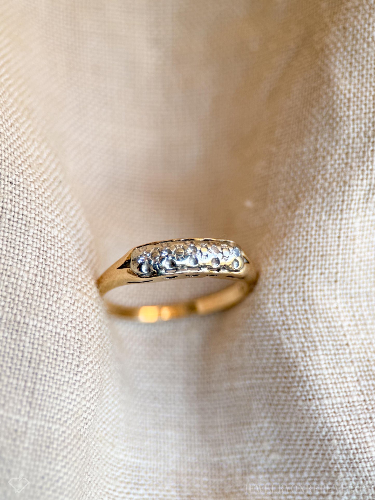 Vintage Diamond Wedding Band in 14k Gold, Antique Jewelry from the 1920s - Timeless, Sustainable, @JewelryOnRepeat