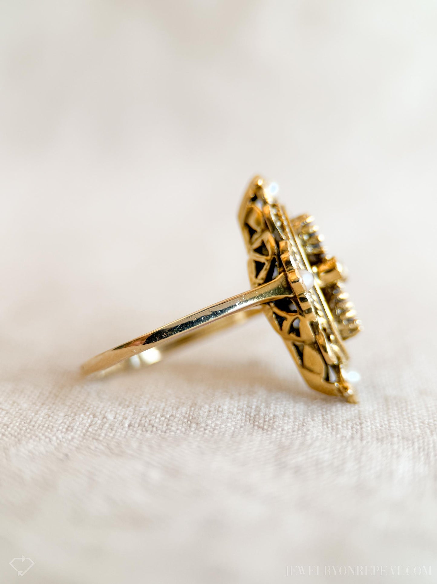 Vintage Blue Sapphire and Pearl Filigree Gemstone Ring in 14k Gold, Antique Jewelry from the 1940s - Timeless, Sustainable, @JewelryOnRepeat