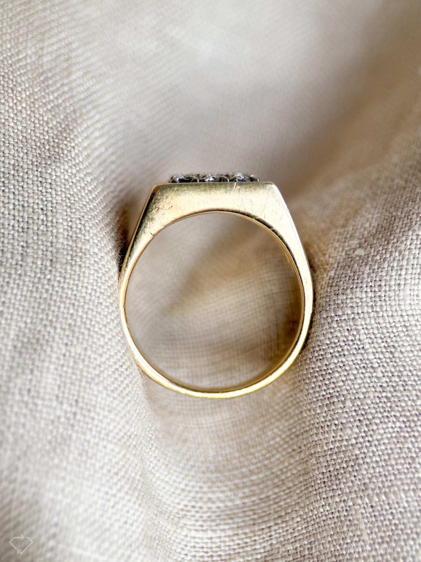 Vintage Unisex Diamond Cluster Flat Top Ring in 14k Gold, Art Deco Jewelry from the 1970s - Timeless, Sustainable @JewelryOnRepeat