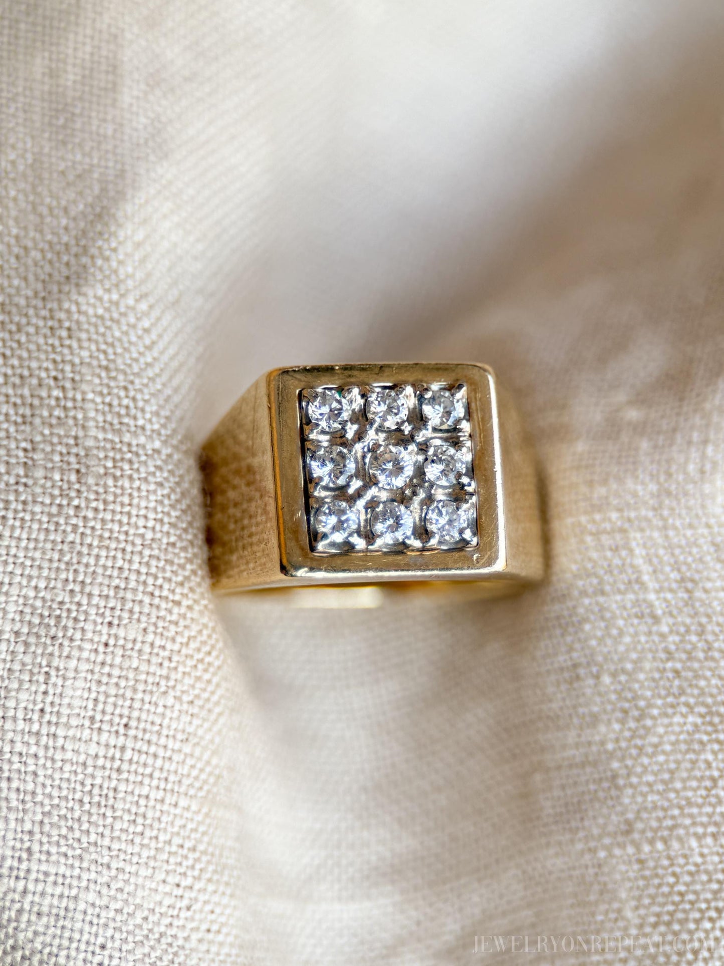 Vintage Unisex Diamond Cluster Flat Top Ring in 14k Gold, Art Deco Jewelry from the 1970s - Timeless, Sustainable @JewelryOnRepeat