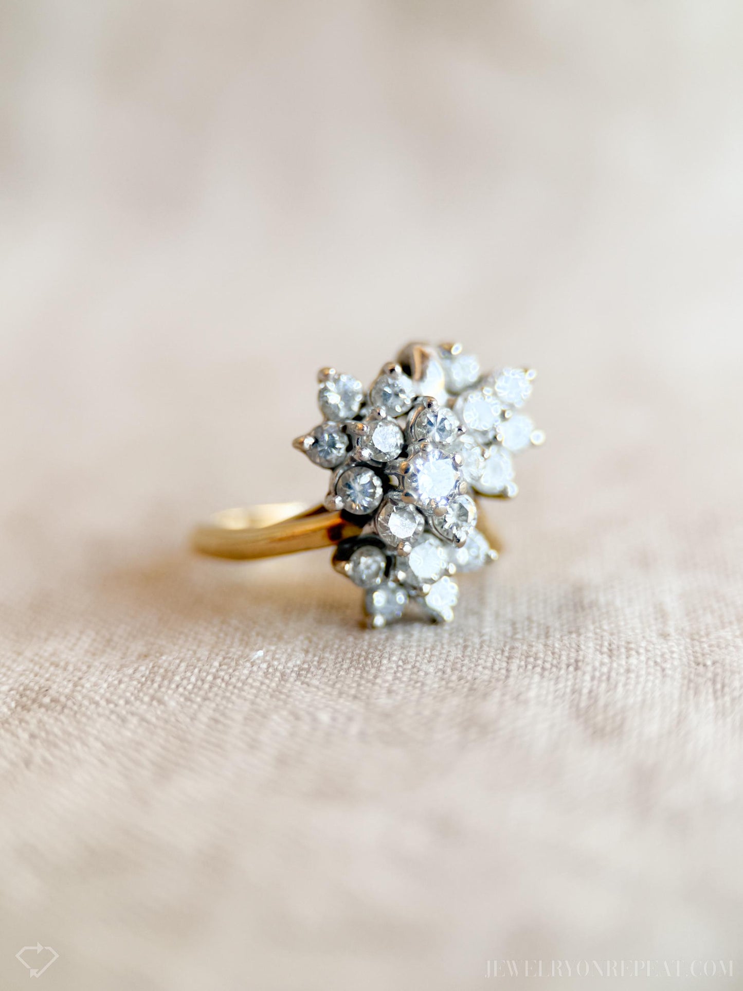 Vintage Diamond Cluster Ring in 14k Gold, Vintage Jewelry from the 1970s - Timeless, Sustainable, @JewelryOnRepeat